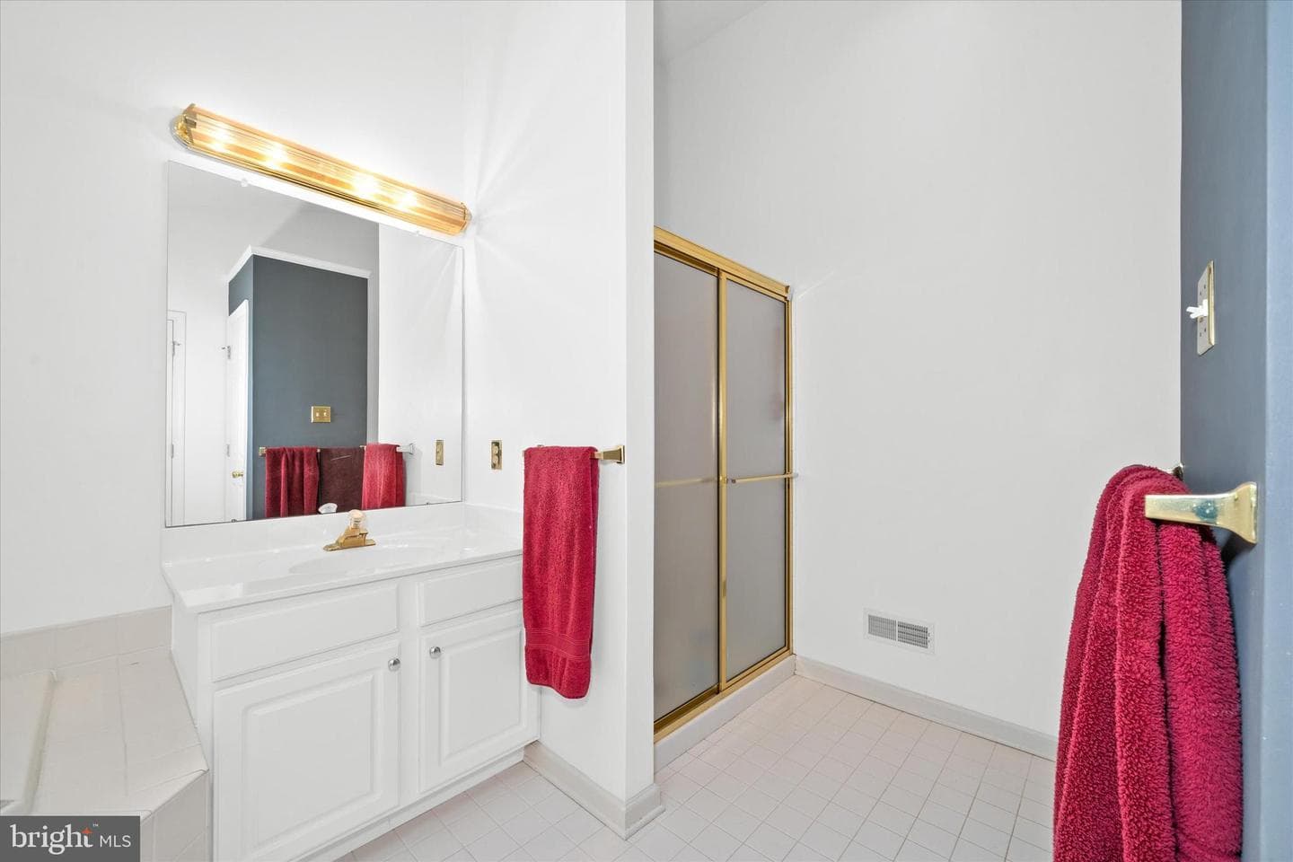 1015 Adams Way photo 32