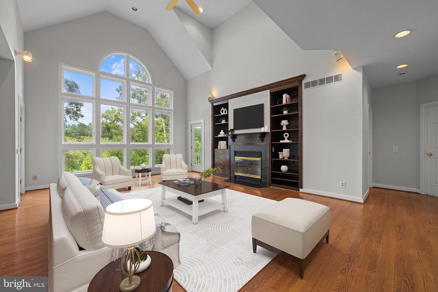 14 White Clay Drive photo 11