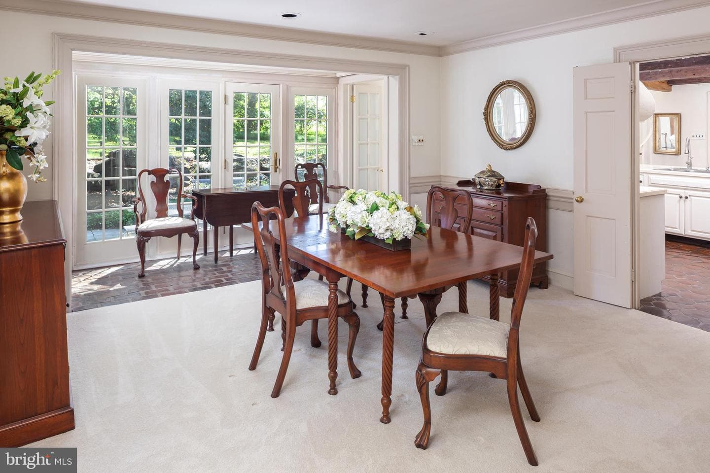 8 Foxchase Road photo 10