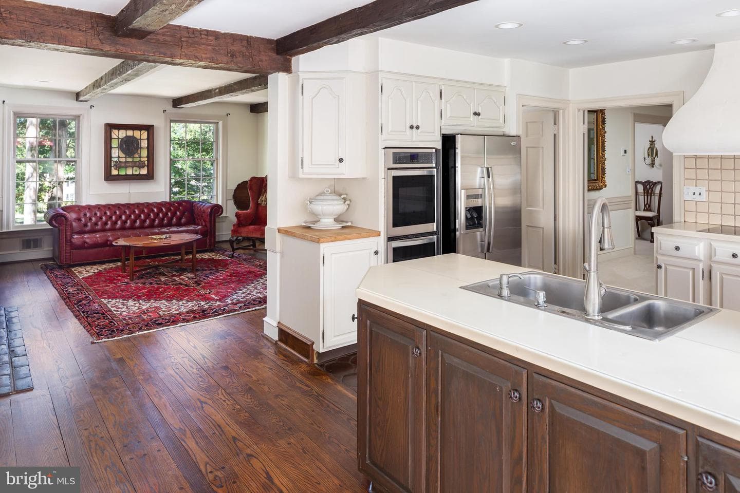 8 Foxchase Road photo 15