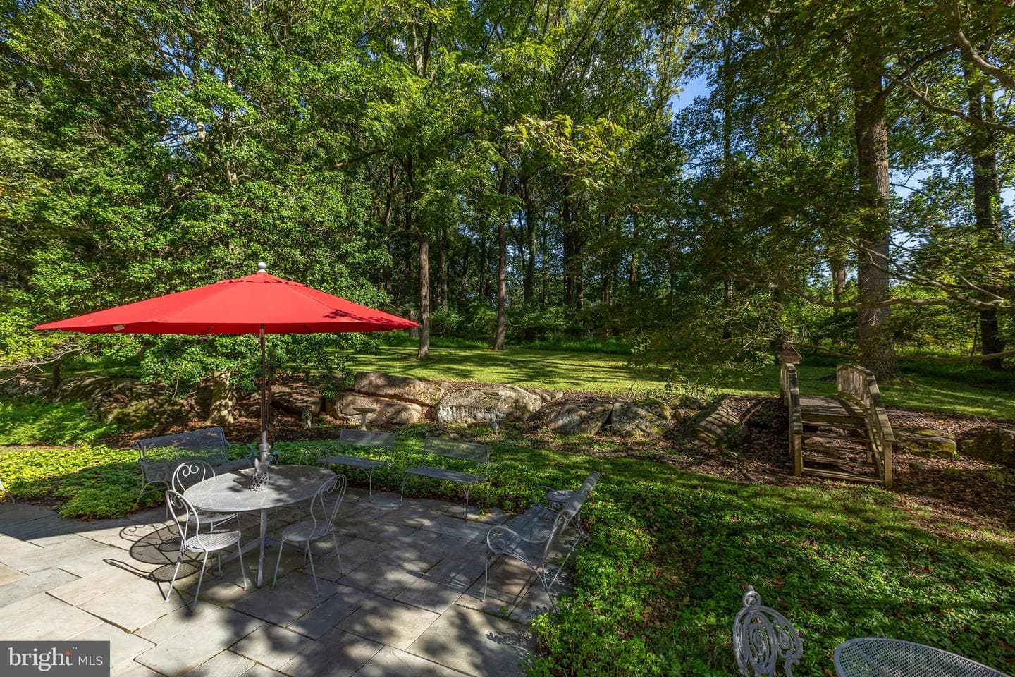 8 Foxchase Road photo 40