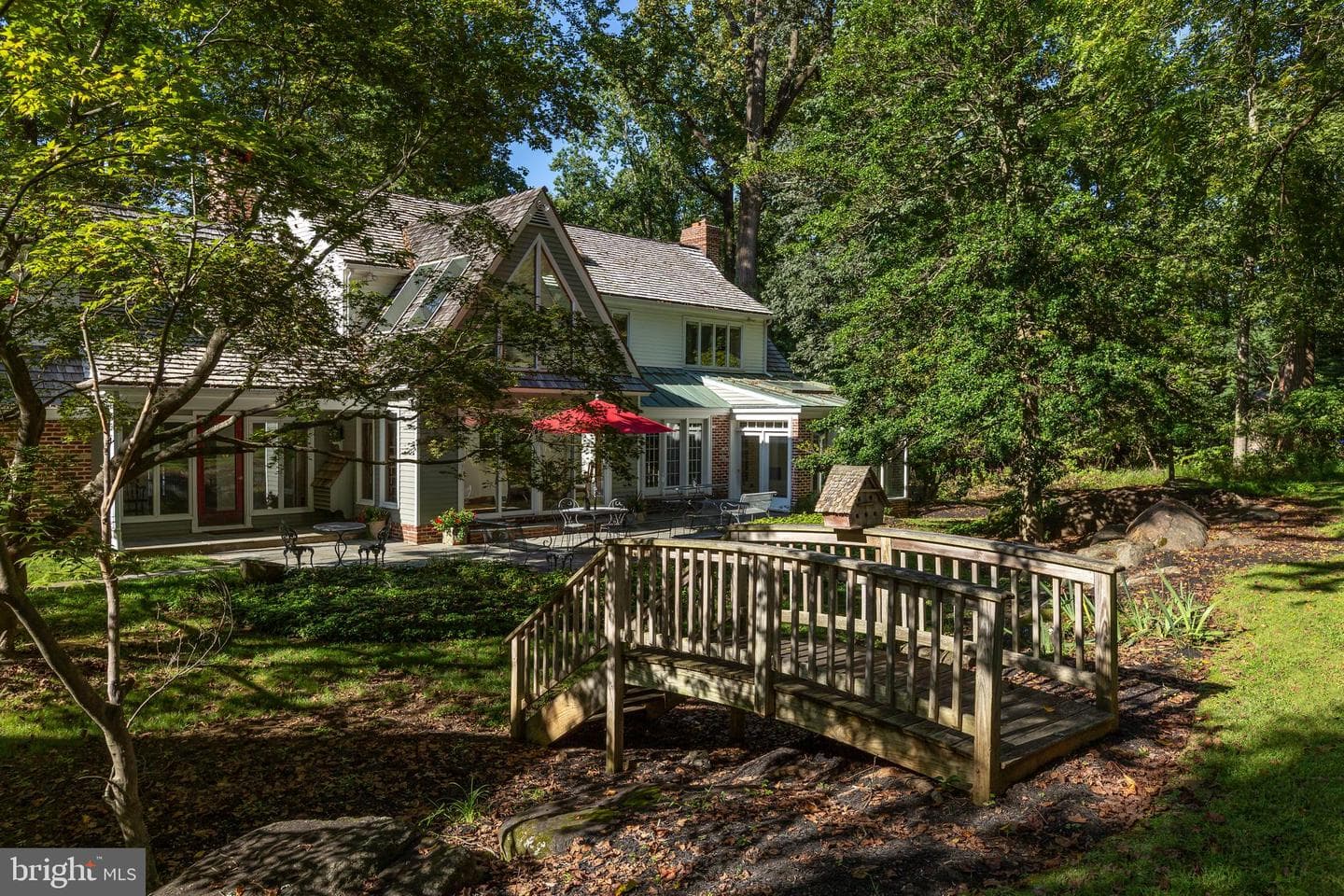 8 Foxchase Road photo 47