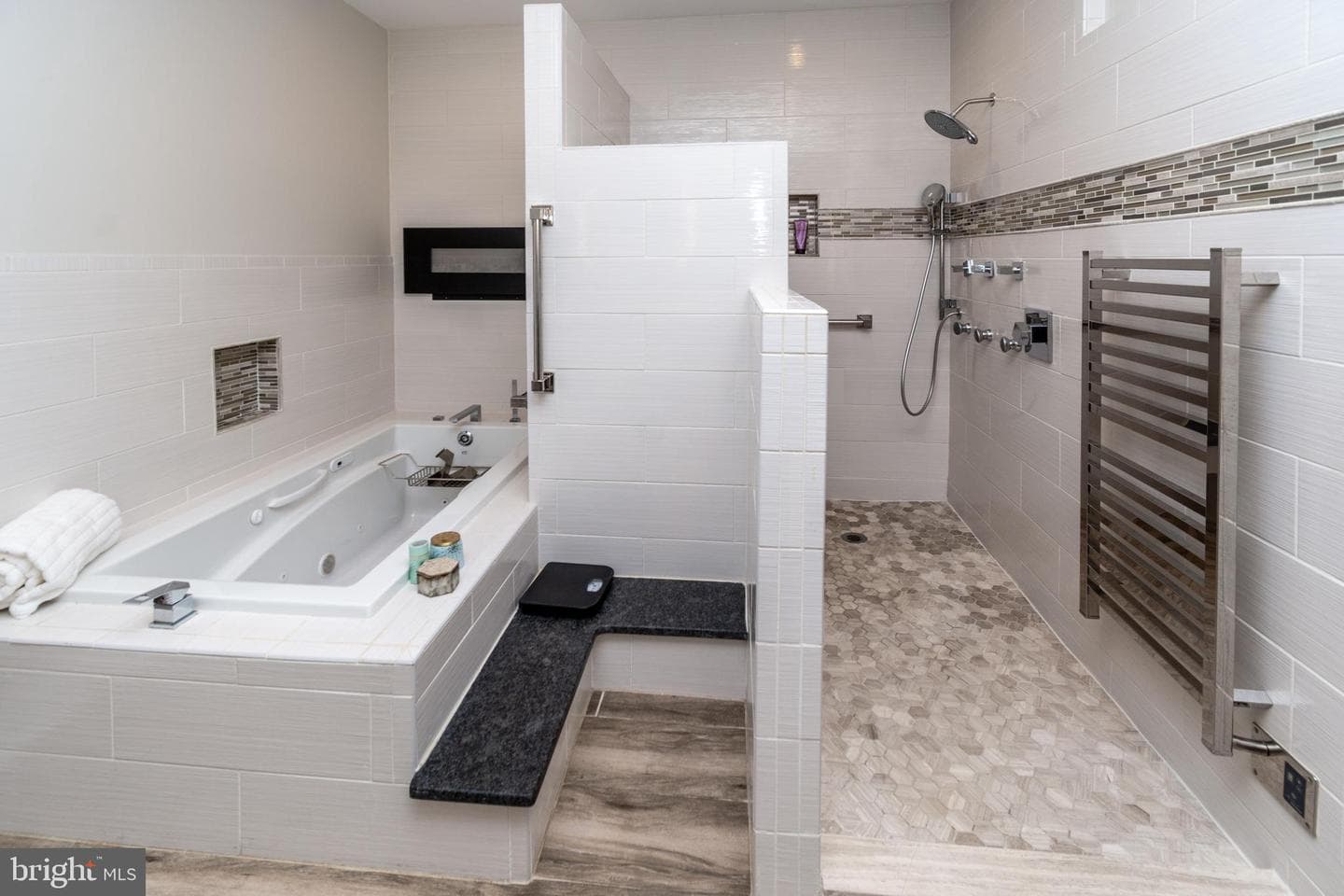 1728 Yardley Drive photo 37