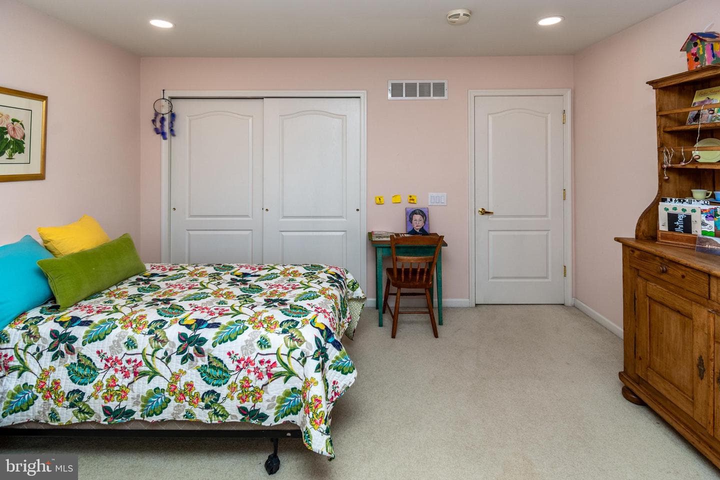 1728 Yardley Drive photo 46