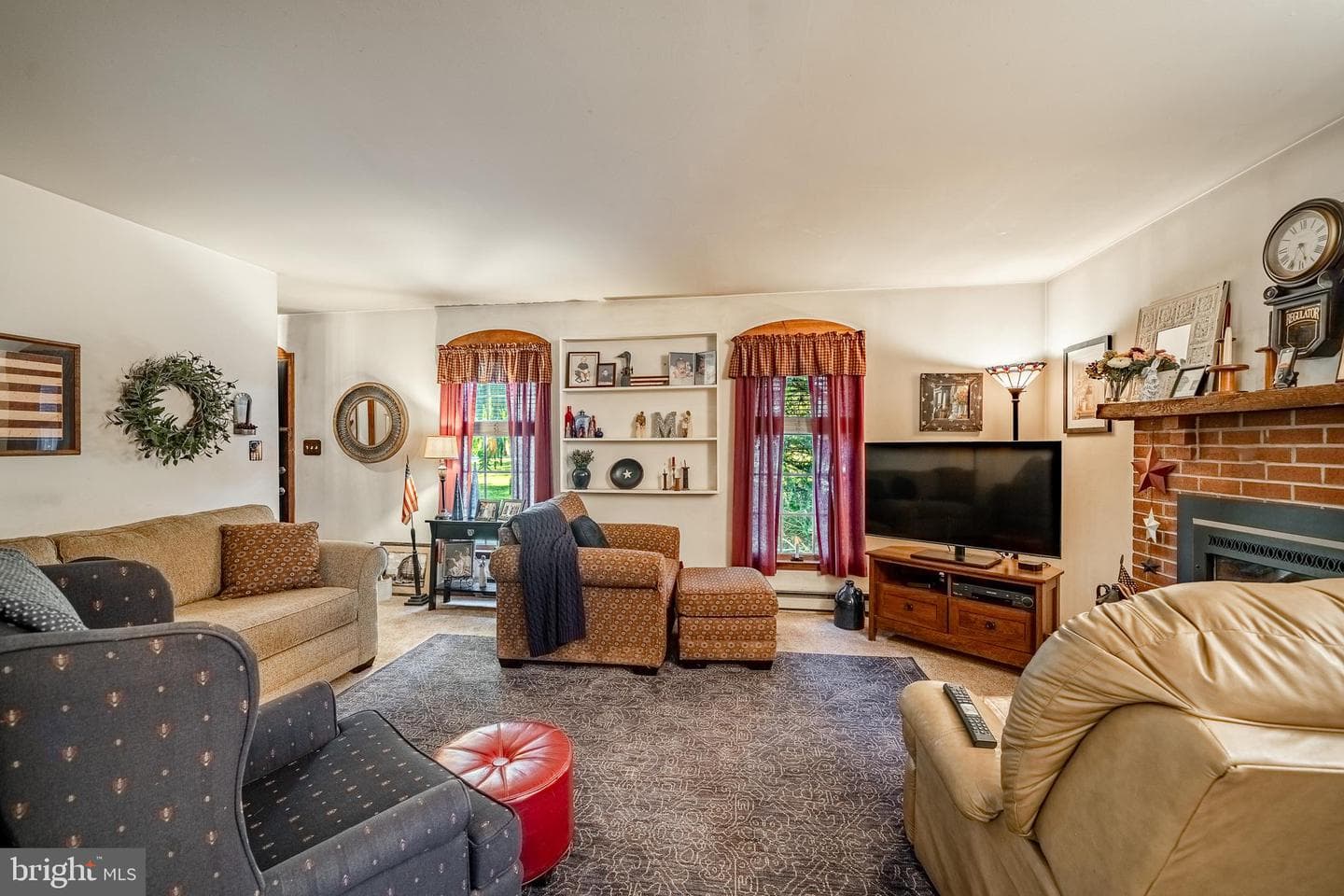 11 Cochran Drive photo 5