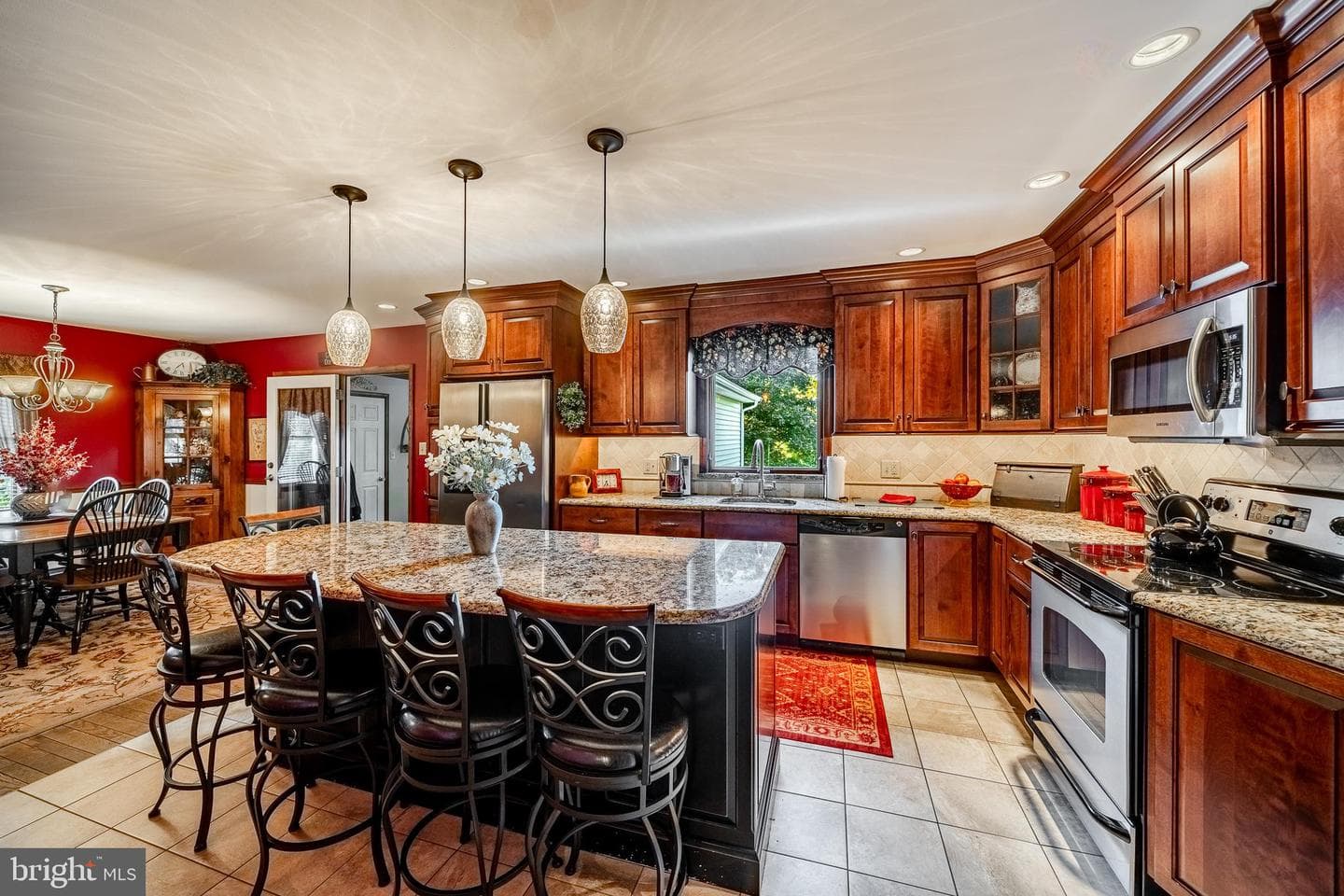 11 Cochran Drive photo 8