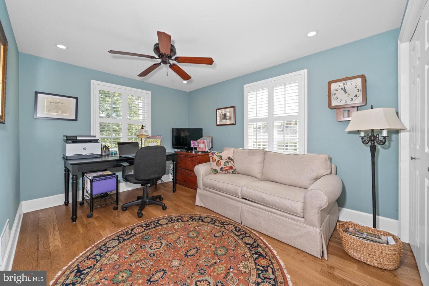 1107 Queens Way photo 32