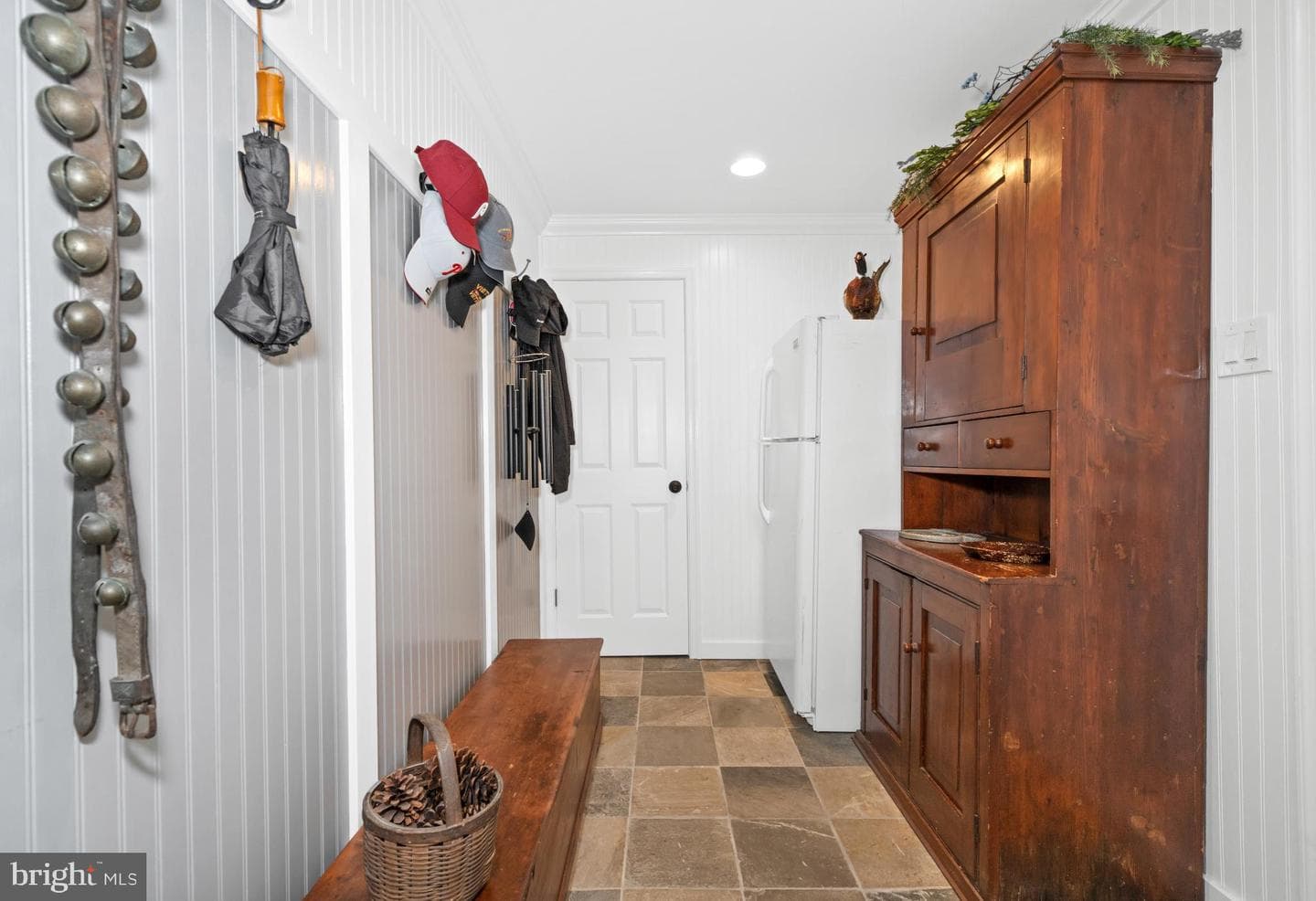 1107 Queens Way photo 46