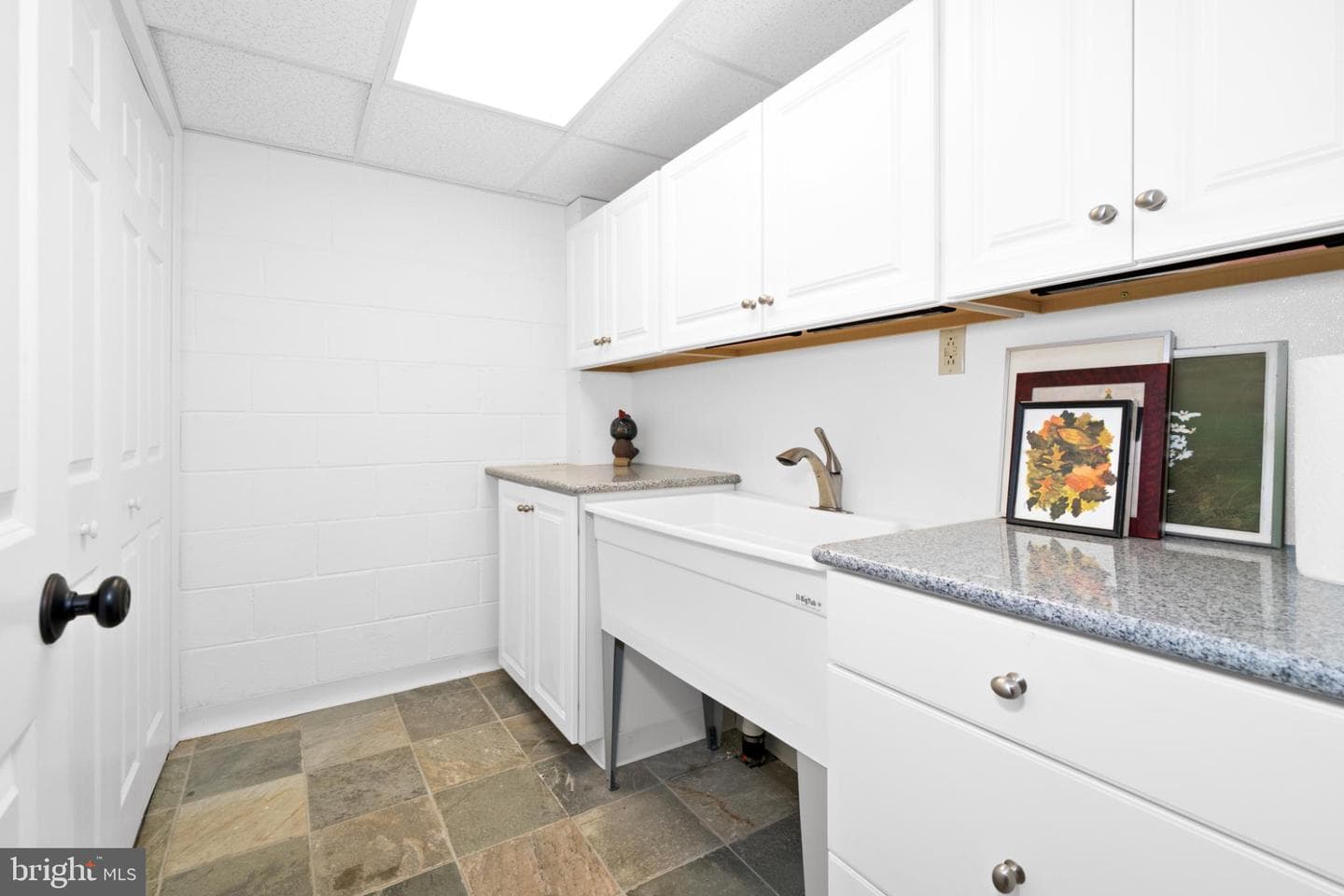 1107 Queens Way photo 47