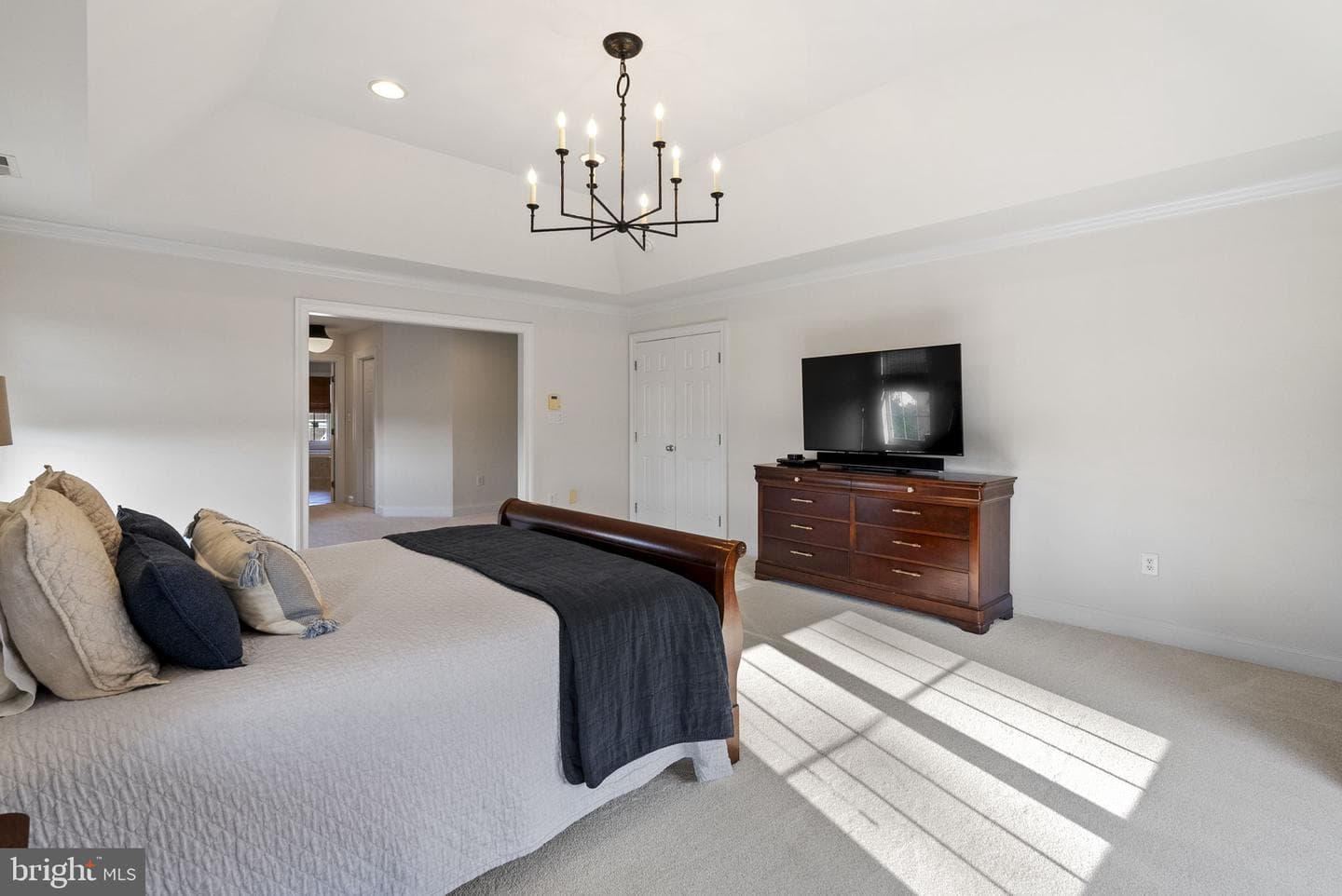 704 Shagbark Drive photo 34