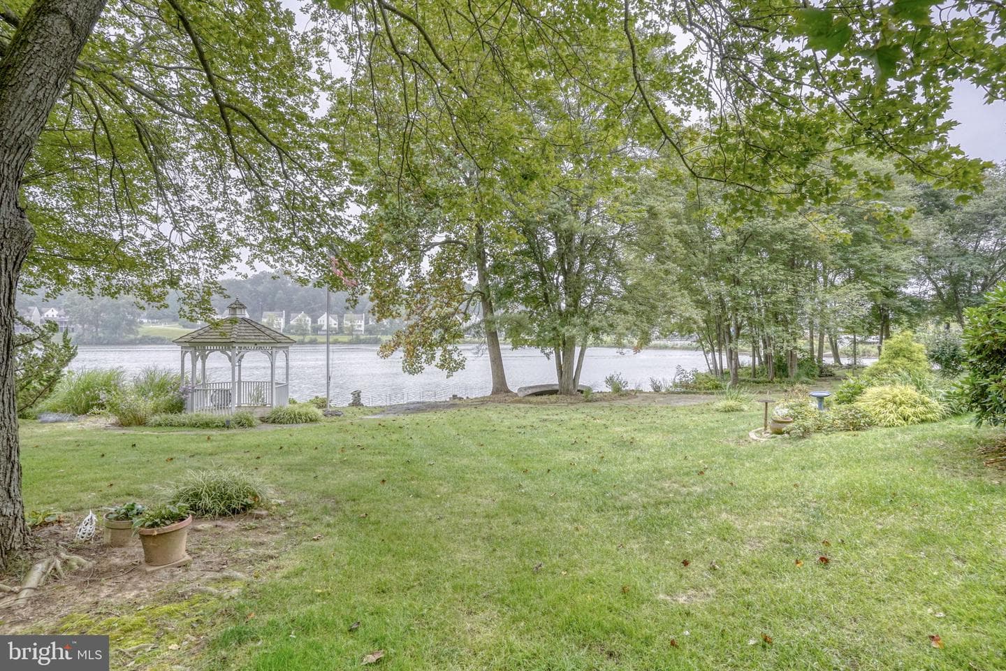 12 West Shore Court photo 45