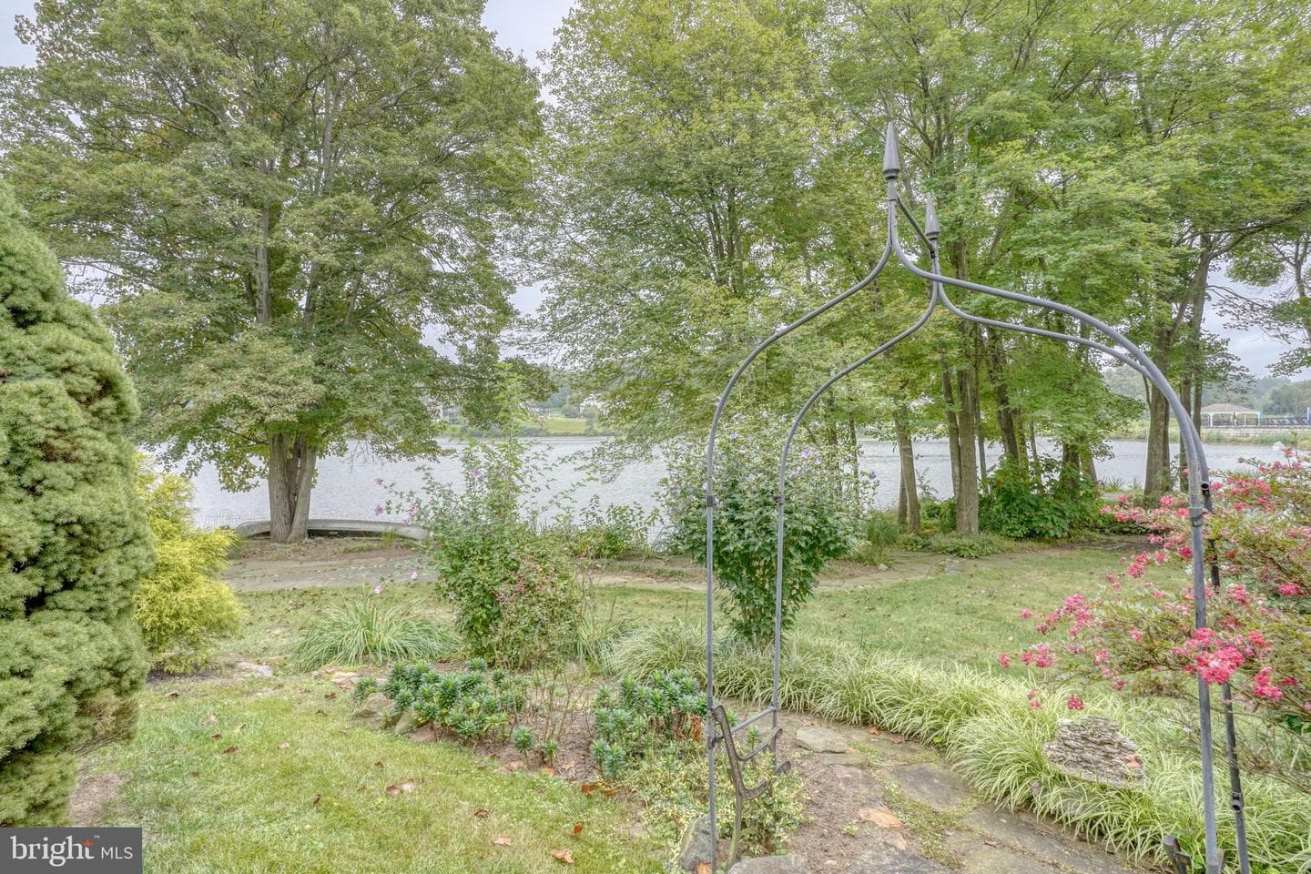 12 West Shore Court photo 47