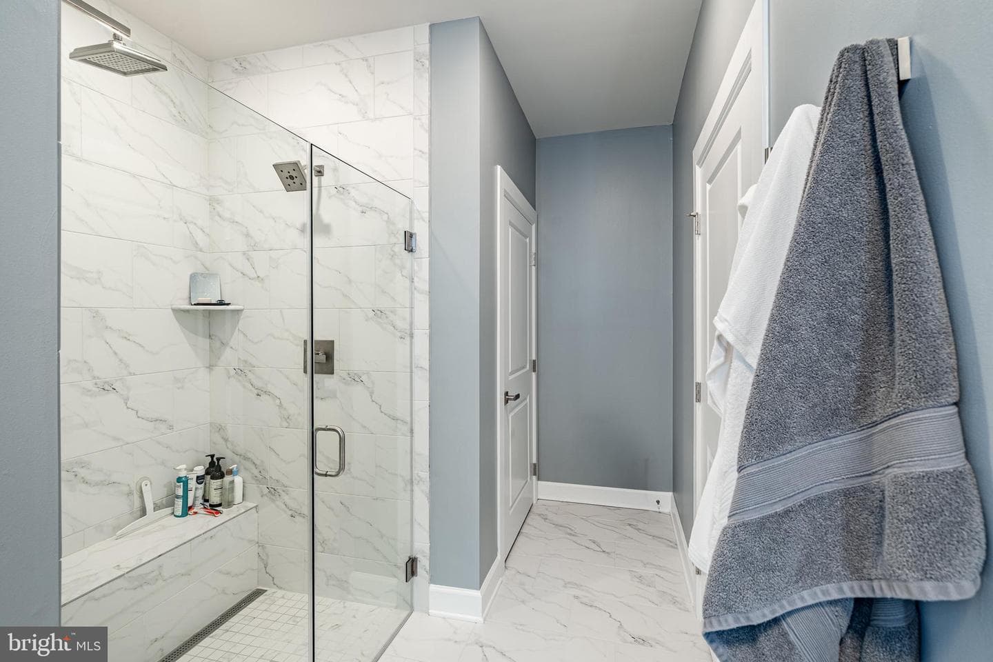1405 Gorky Lane photo 31