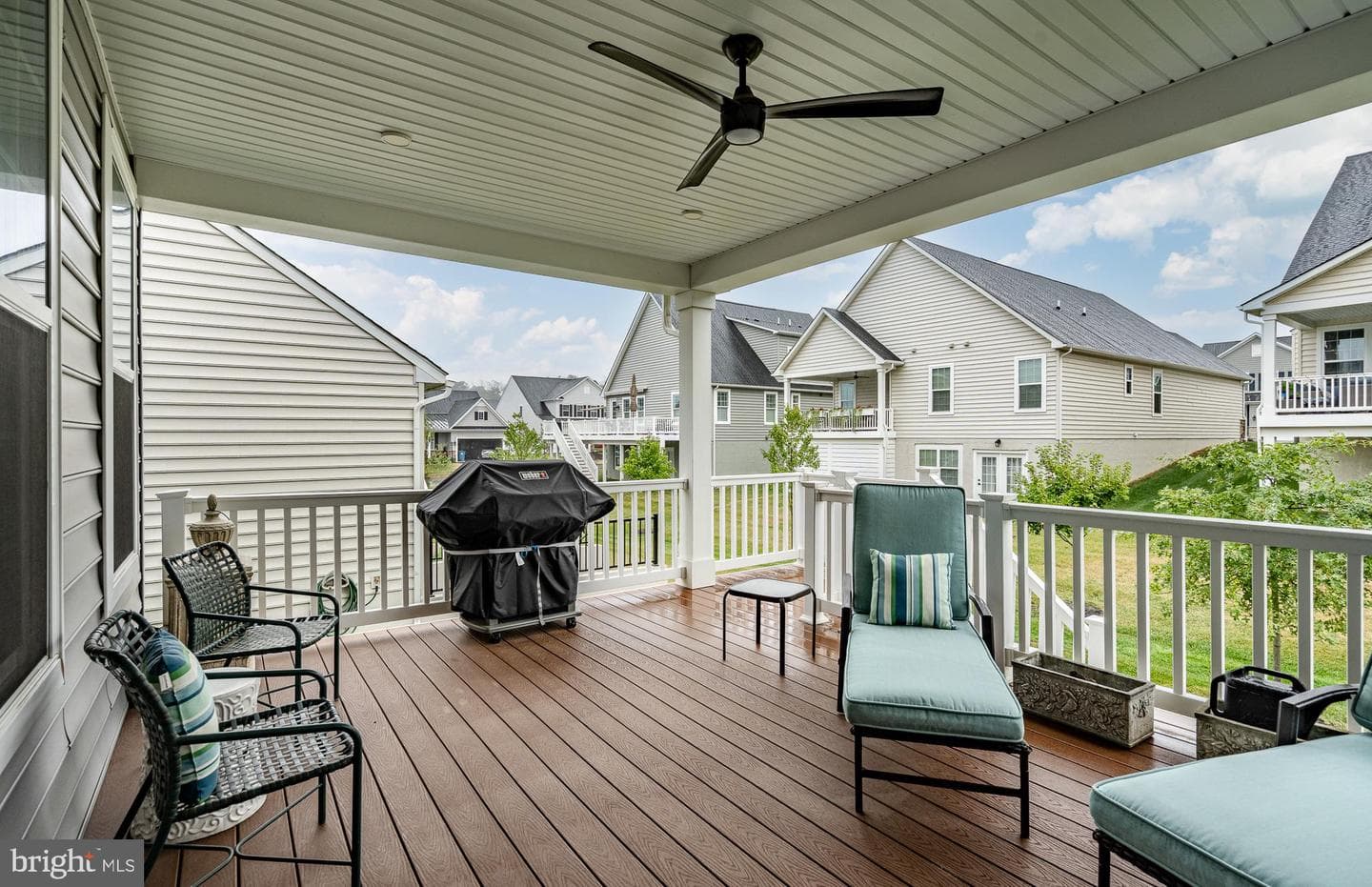 1405 Gorky Lane photo 43