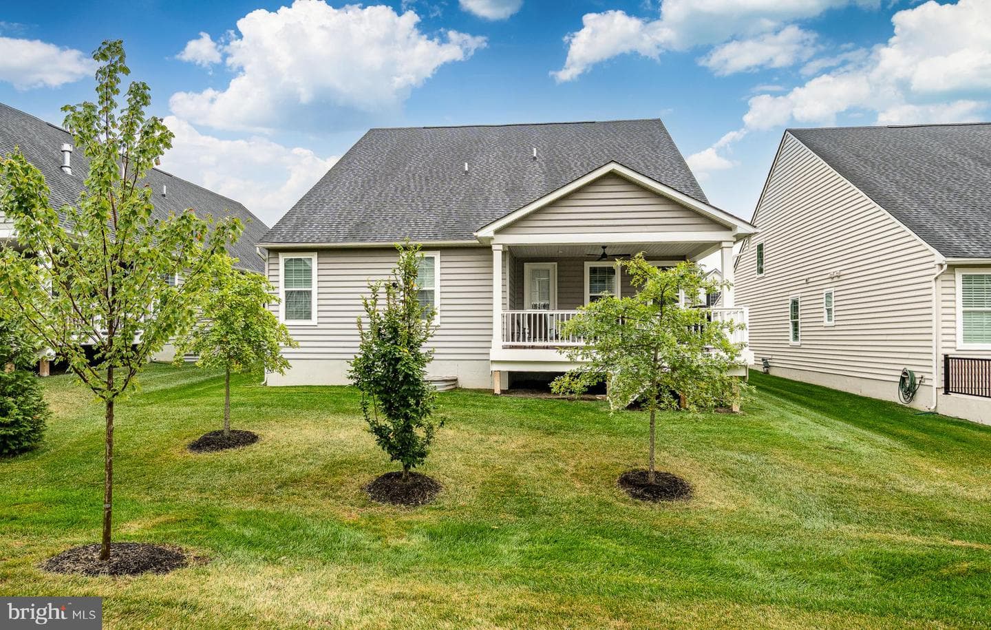 1405 Gorky Lane photo 46
