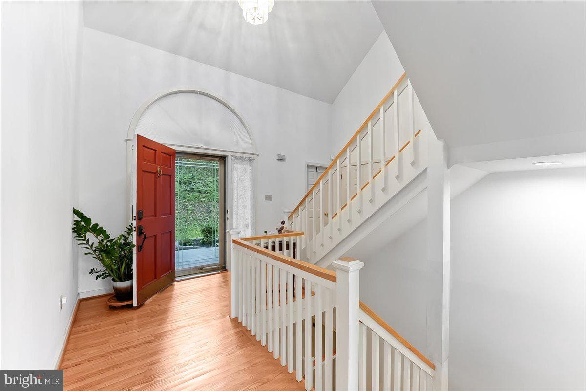 2 Briarwood Ct. photo 5
