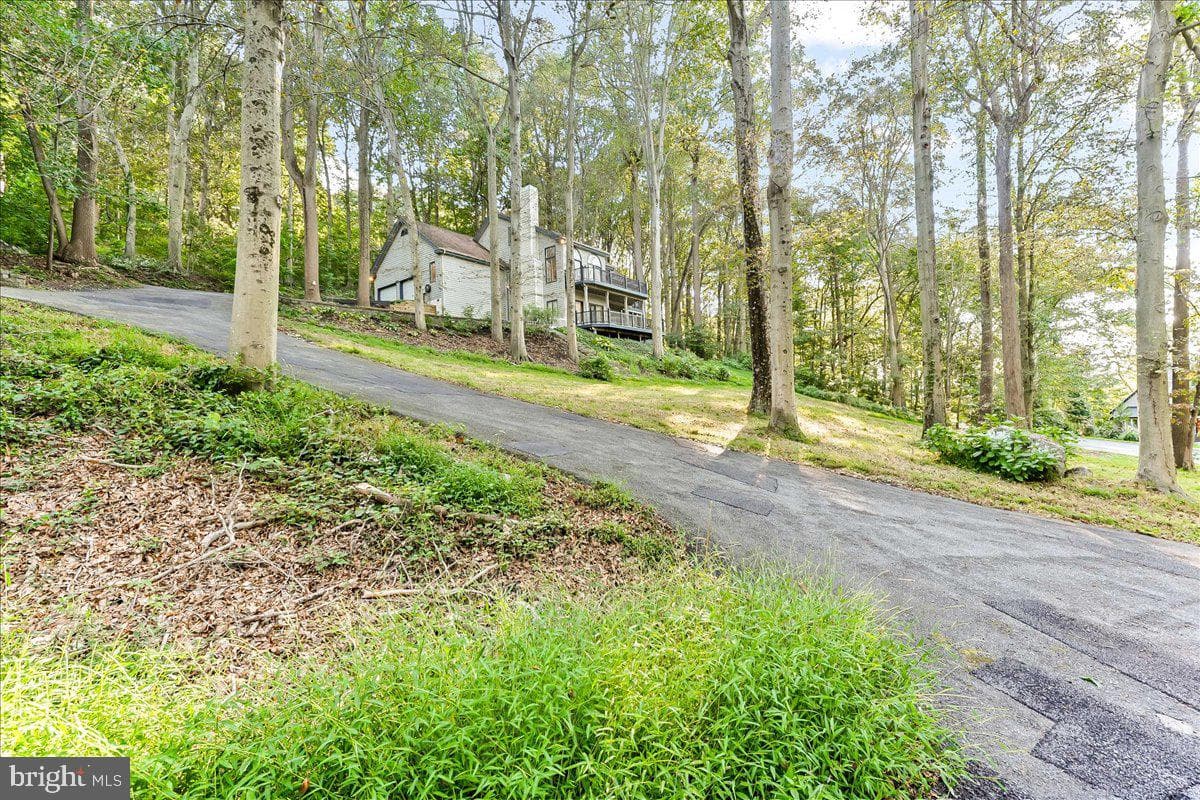 2 Briarwood Ct. photo 54
