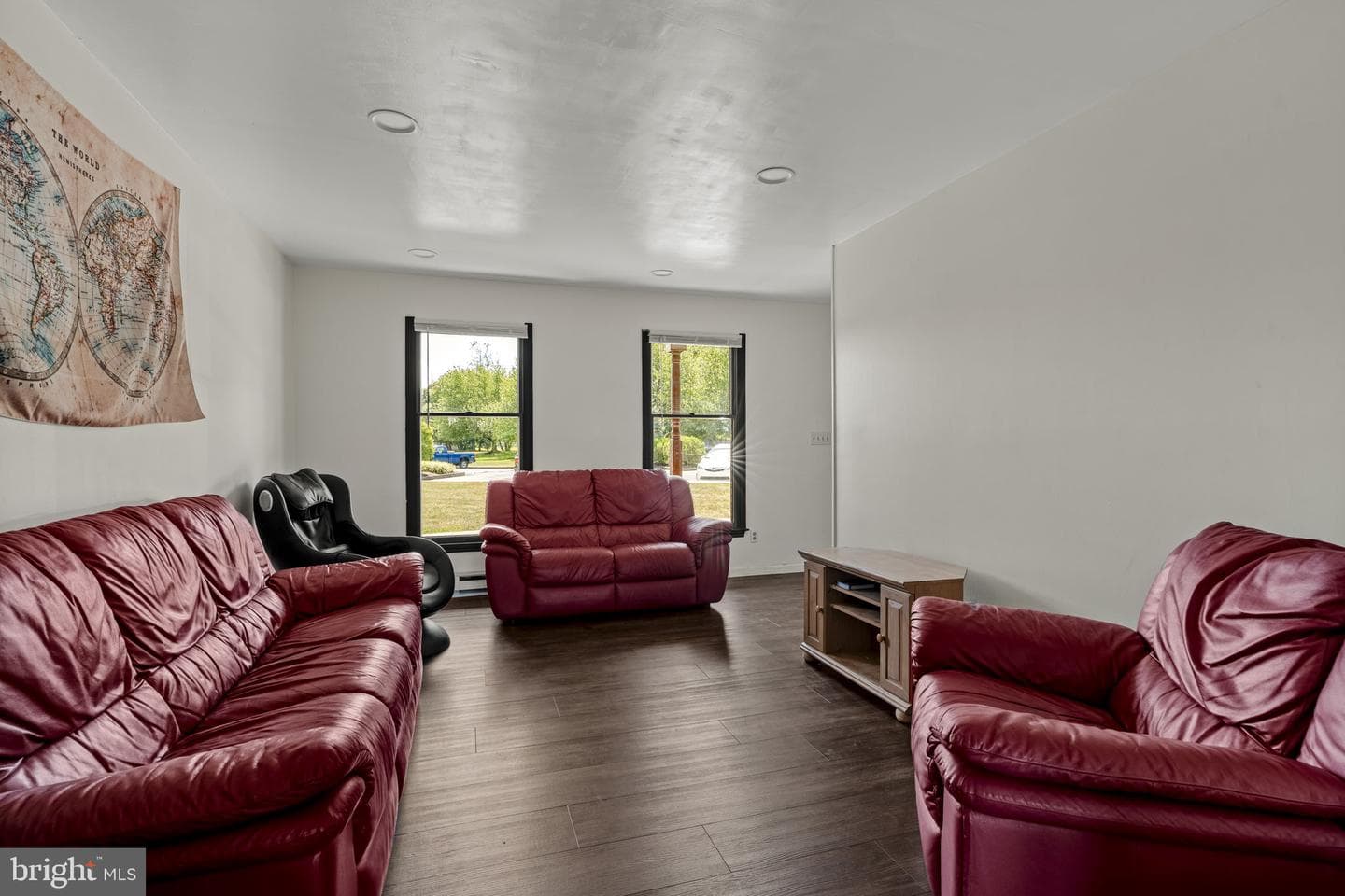 407 Cahill Circle photo 3