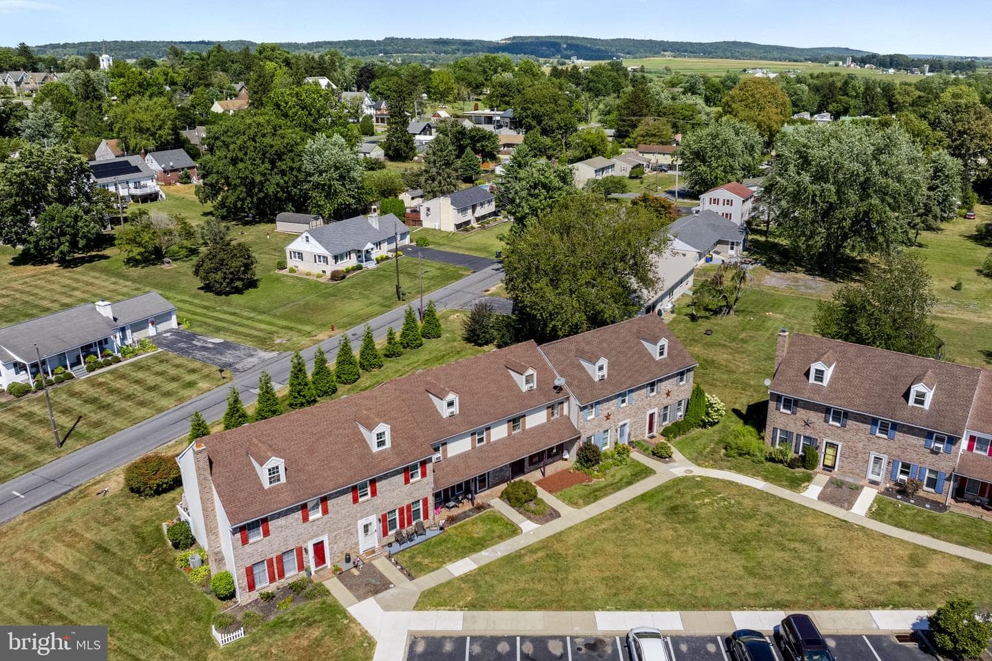 407 Cahill Circle photo 33