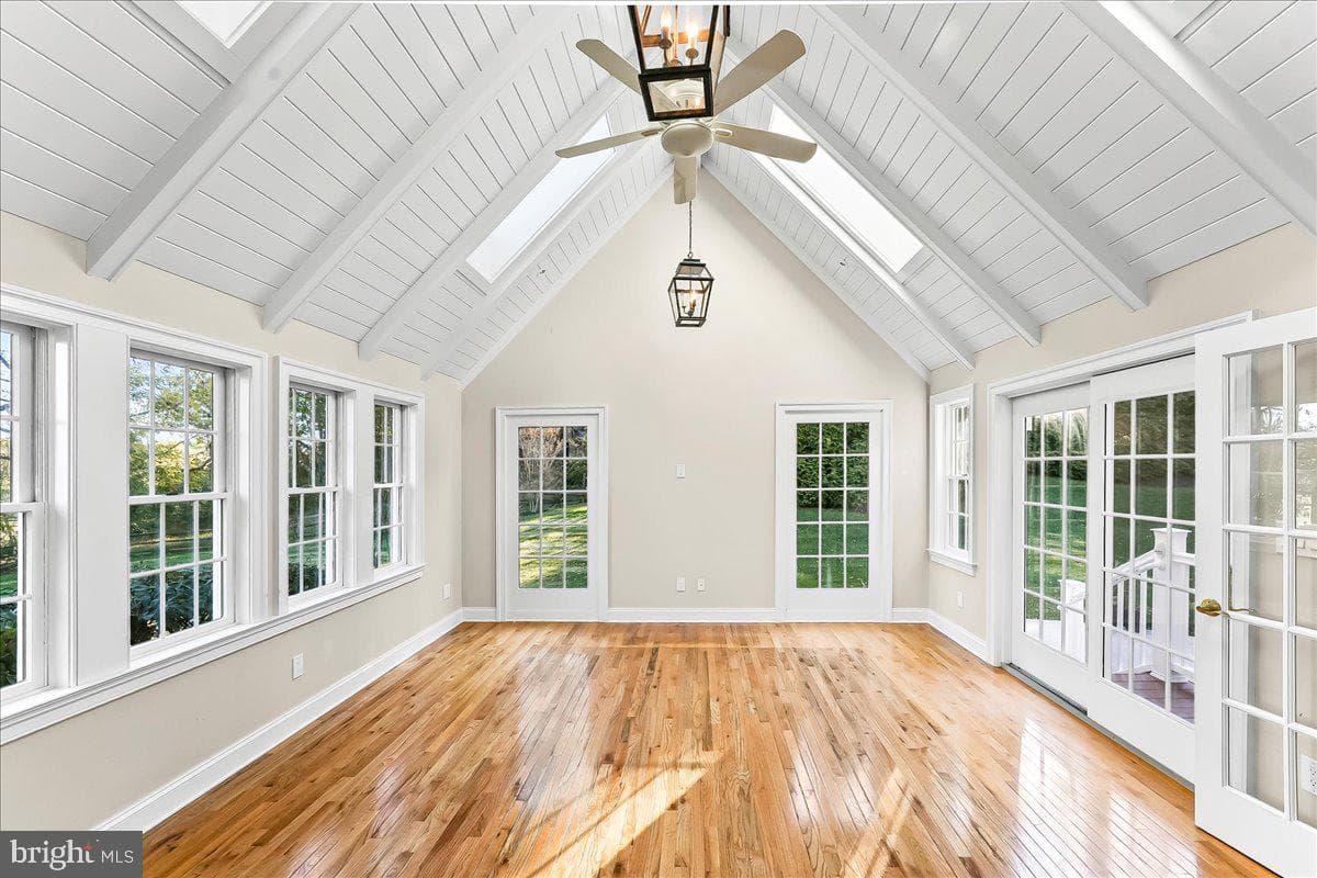 36 Grist Mill Lane photo 15