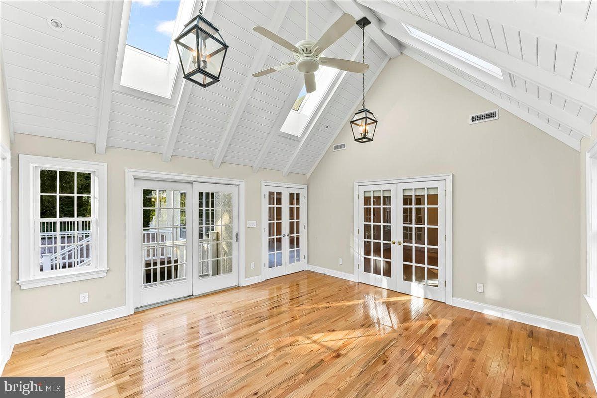 36 Grist Mill Lane photo 16