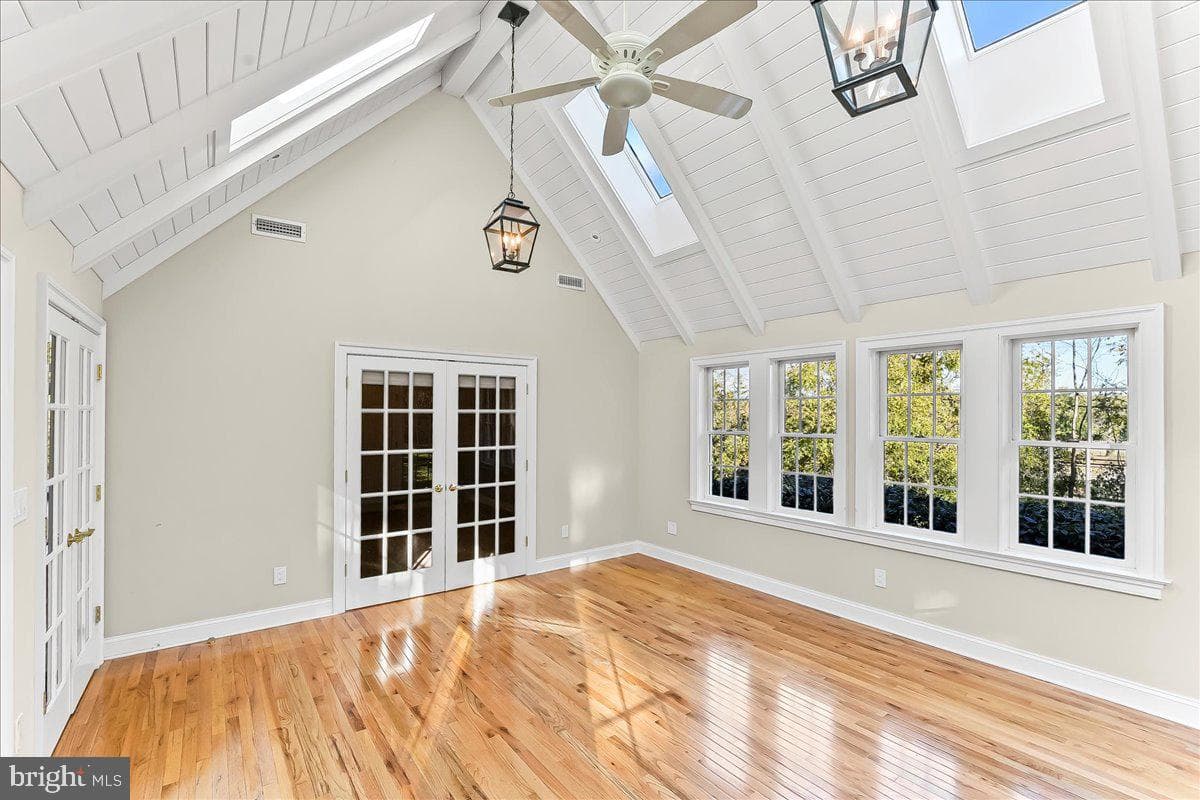 36 Grist Mill Lane photo 17
