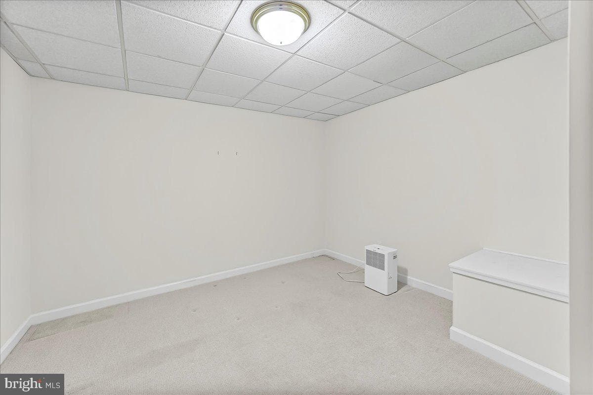 36 Grist Mill Lane photo 34
