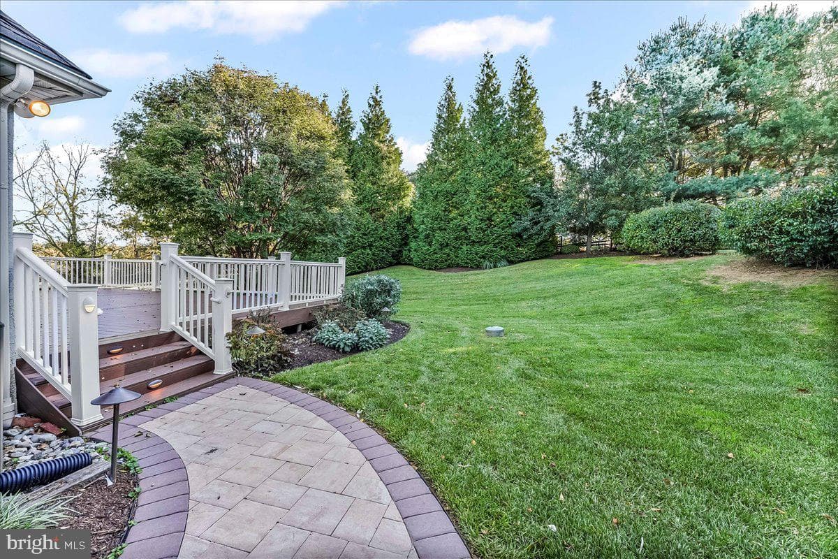 36 Grist Mill Lane photo 38