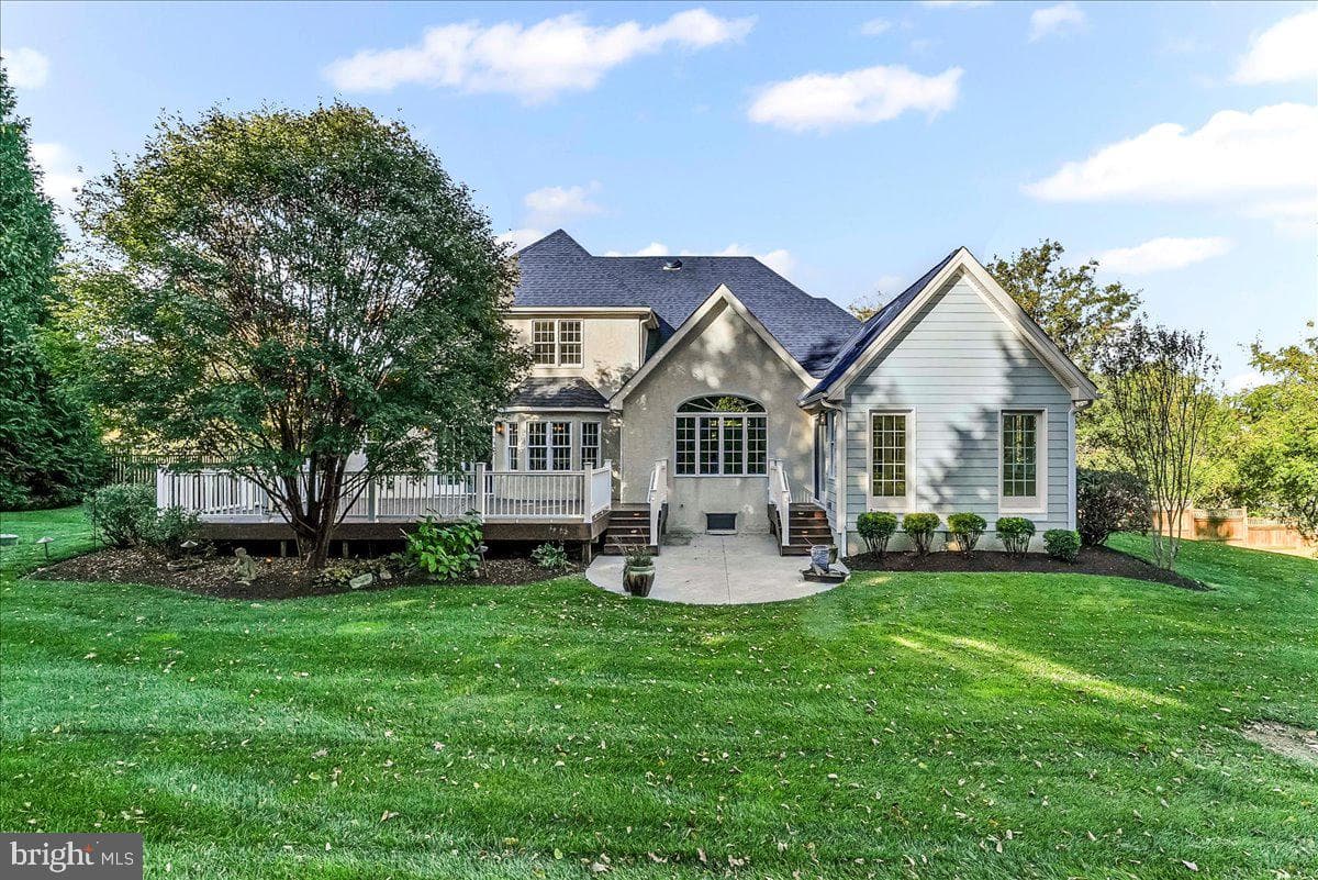 36 Grist Mill Lane photo 39
