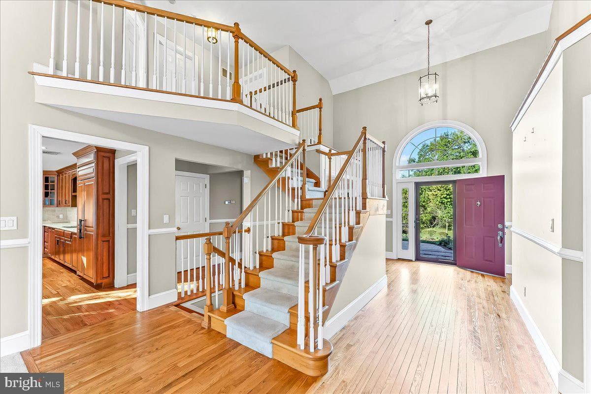 36 Grist Mill Lane photo 4