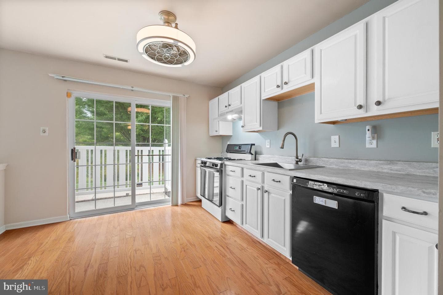 1408 Black Walnut Drive #1408 photo 13