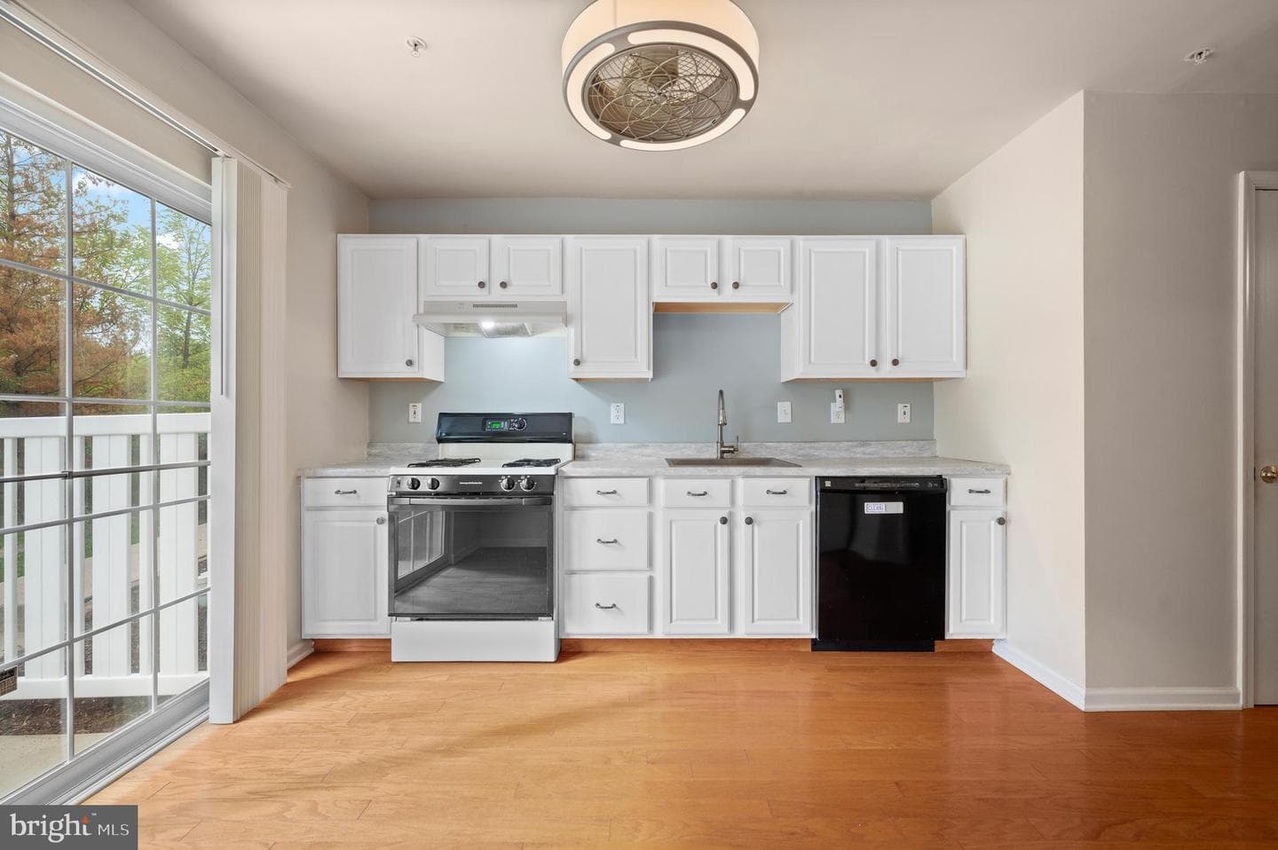 1408 Black Walnut Drive #1408 photo 9