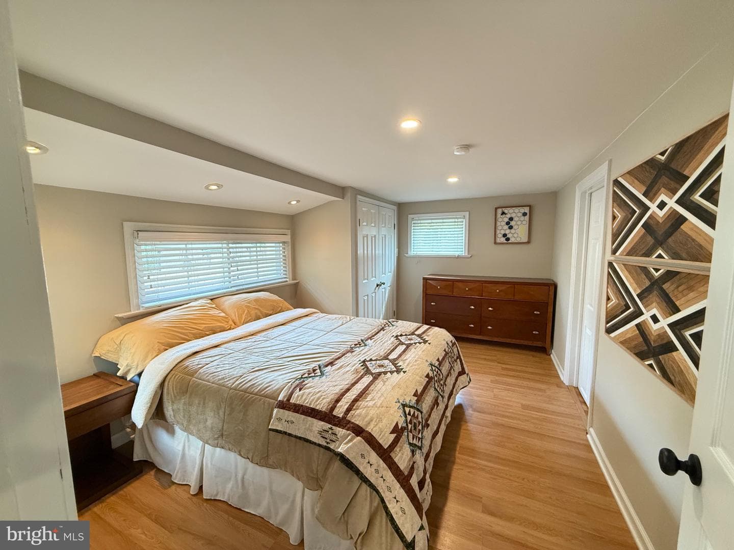 16 Parkside Avenue photo 11