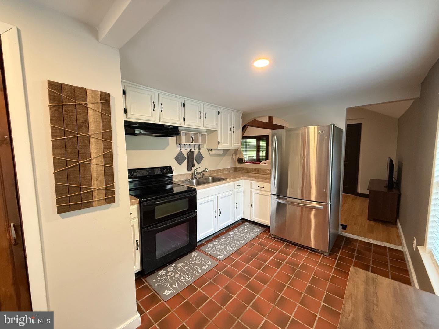 16 Parkside Avenue photo 13