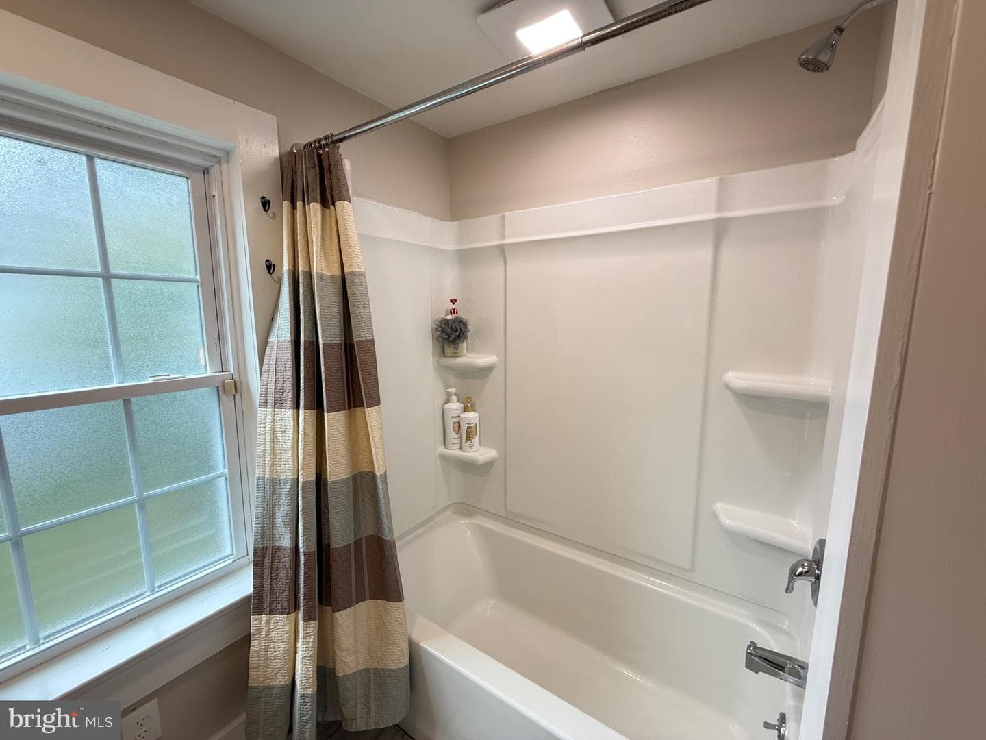 16 Parkside Avenue photo 21
