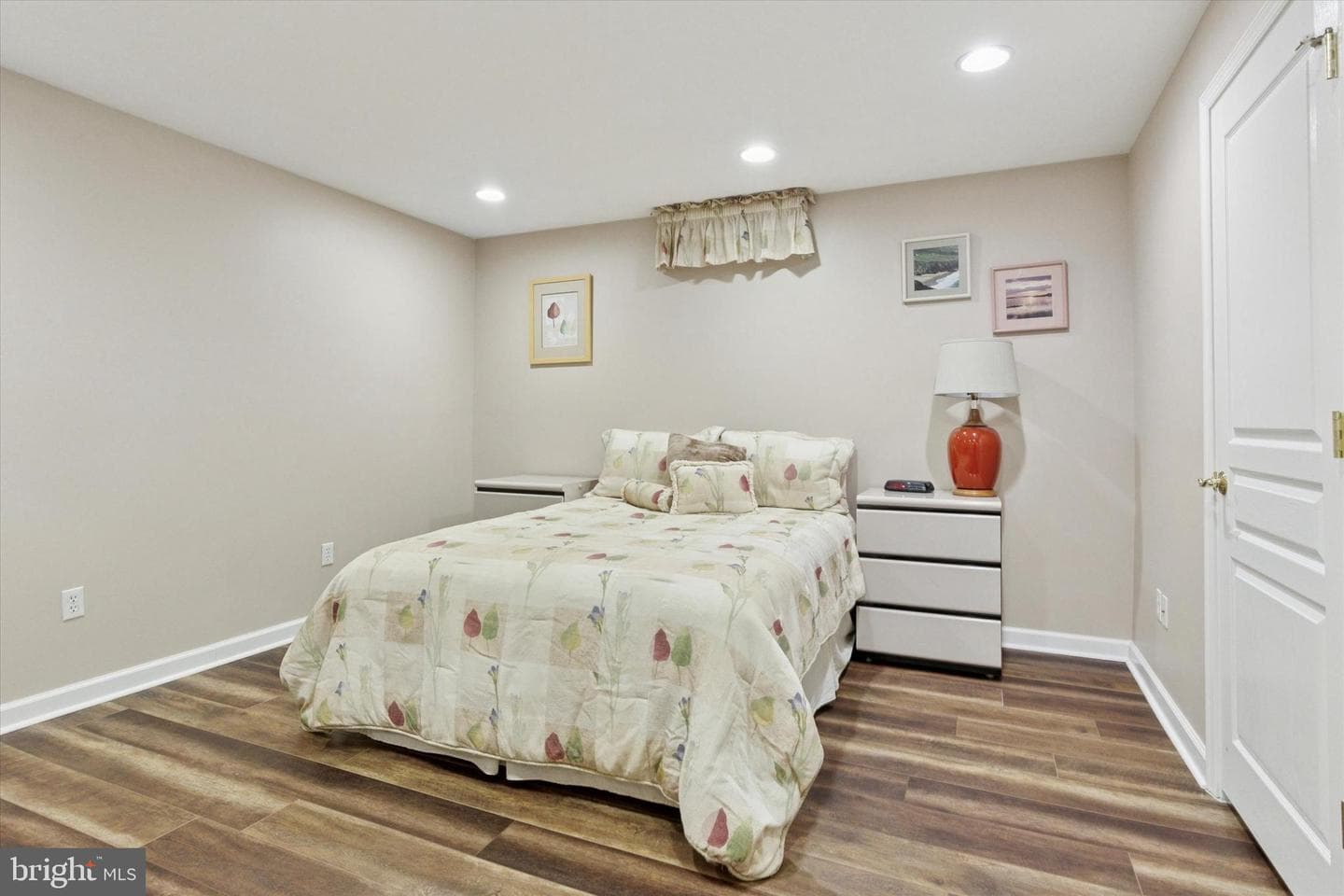 878 Empress Road photo 38