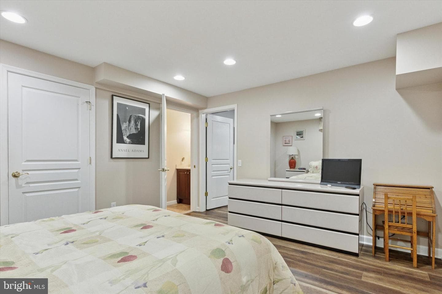 878 Empress Road photo 39