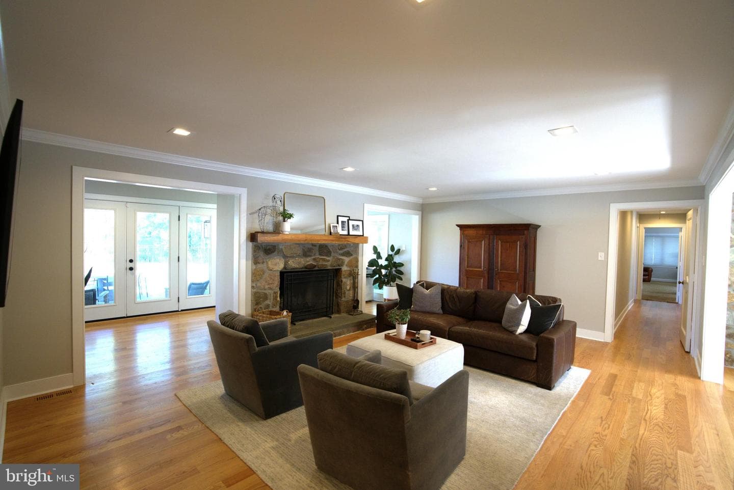 626 N Matlack Street photo 13