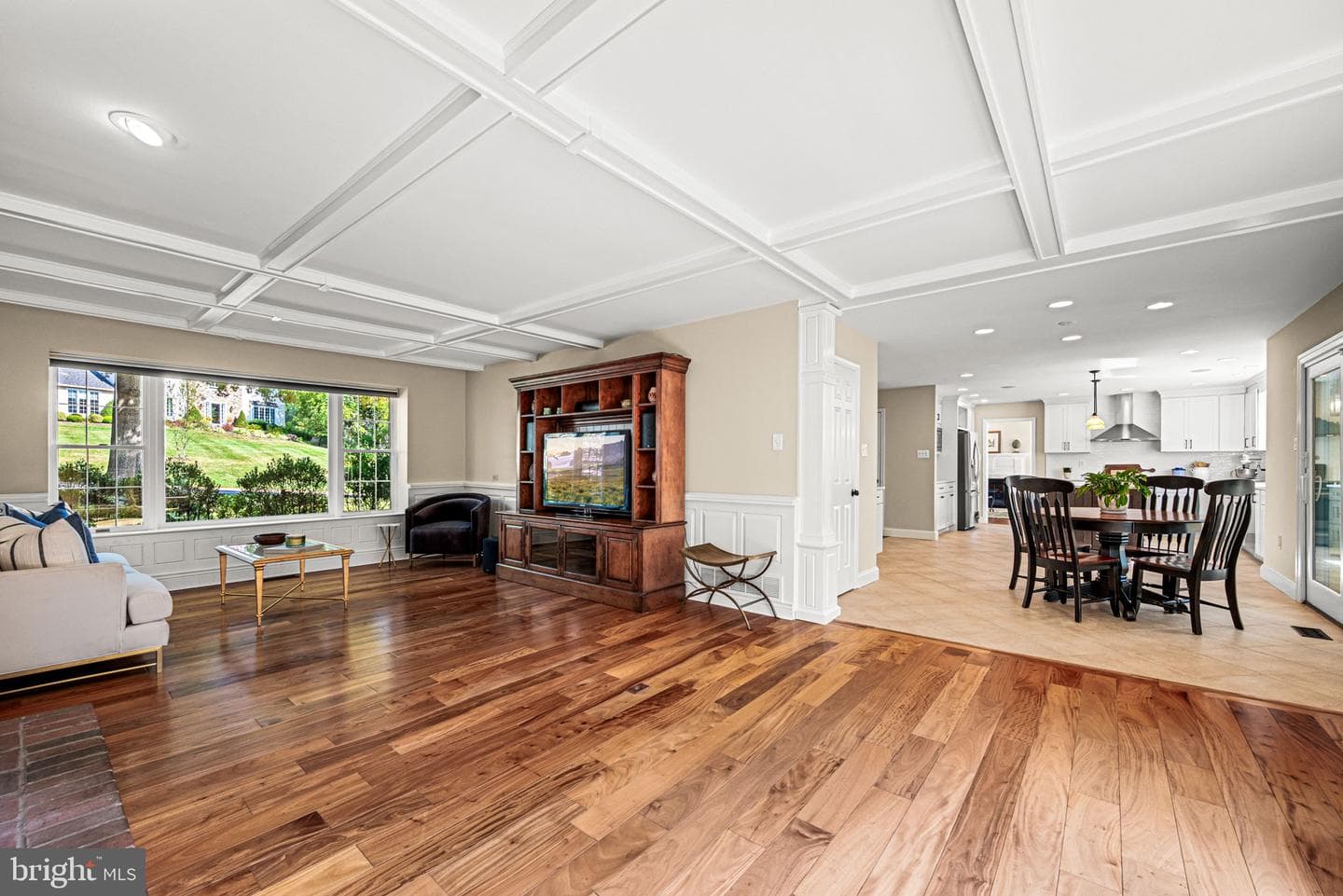 1021 Beaumont Road photo 10