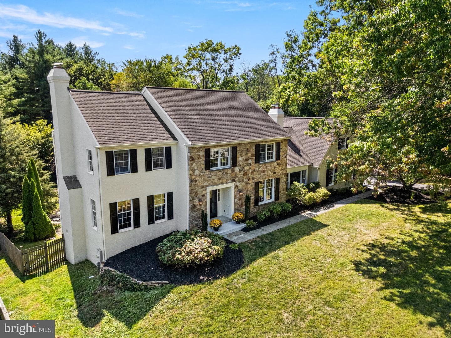 1021 Beaumont Road photo 3