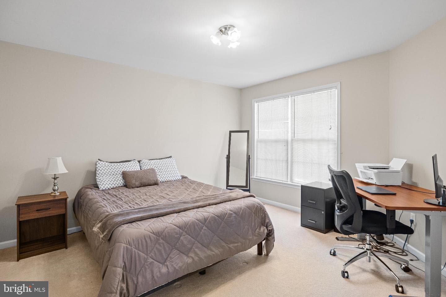 252 Silverbell Court photo 37