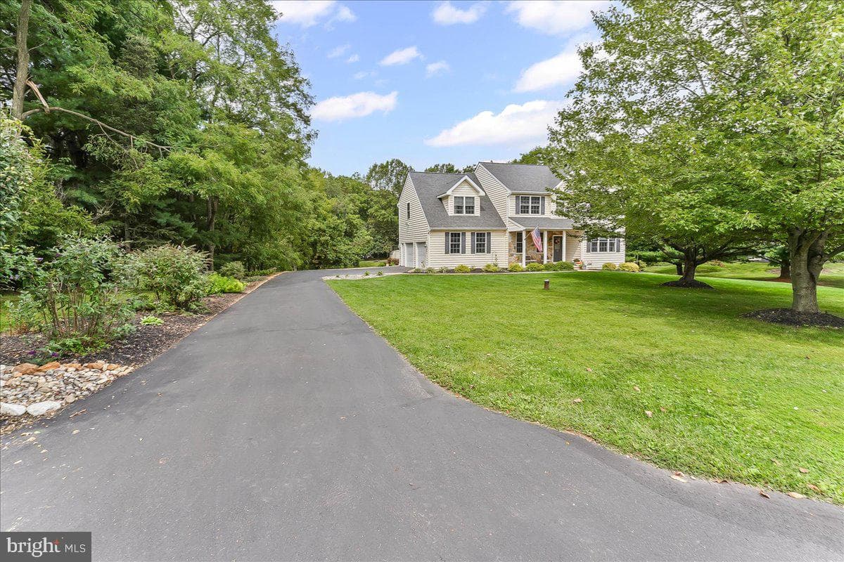 12 Owenwood Drive photo 2