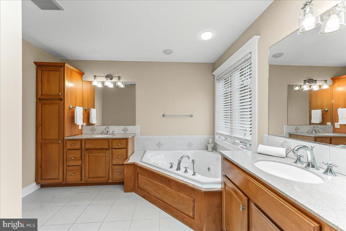 12 Owenwood Drive photo 33