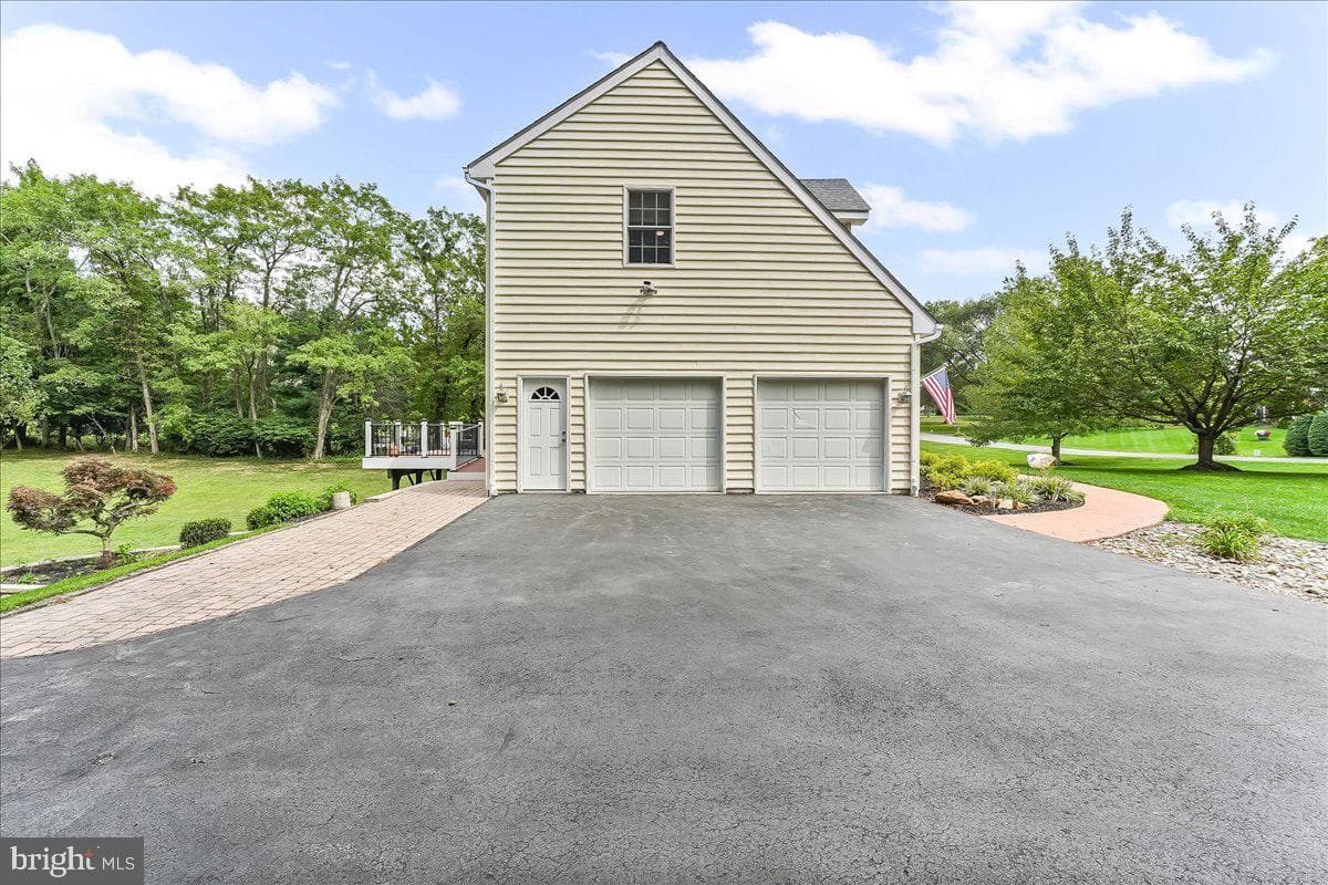 12 Owenwood Drive photo 4