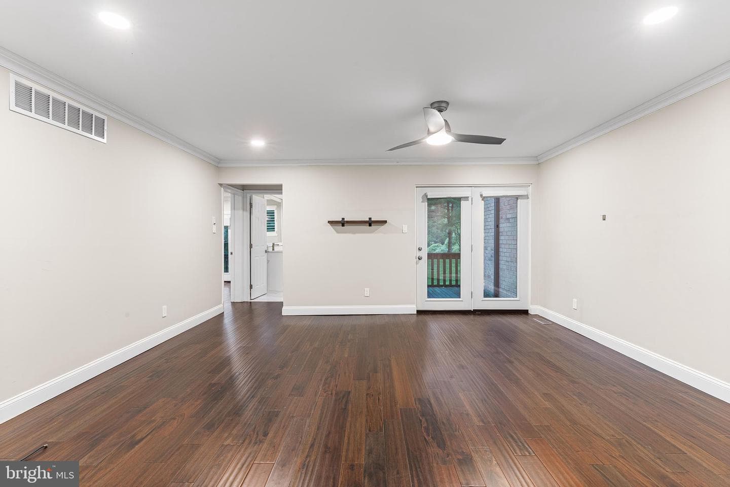 19 Painters Lane photo 16