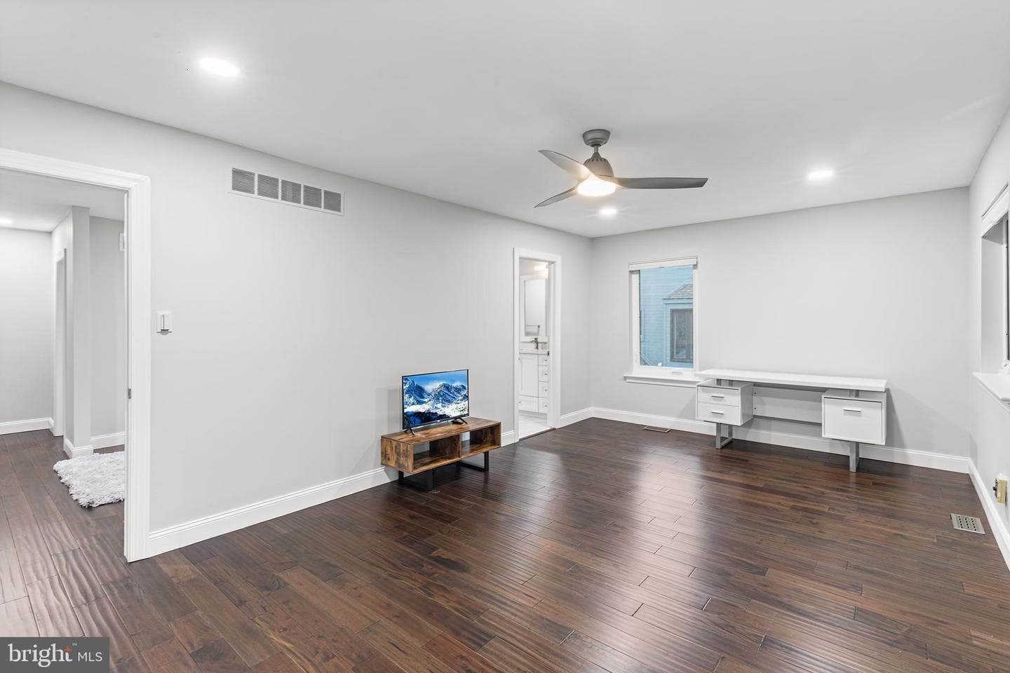 19 Painters Lane photo 22
