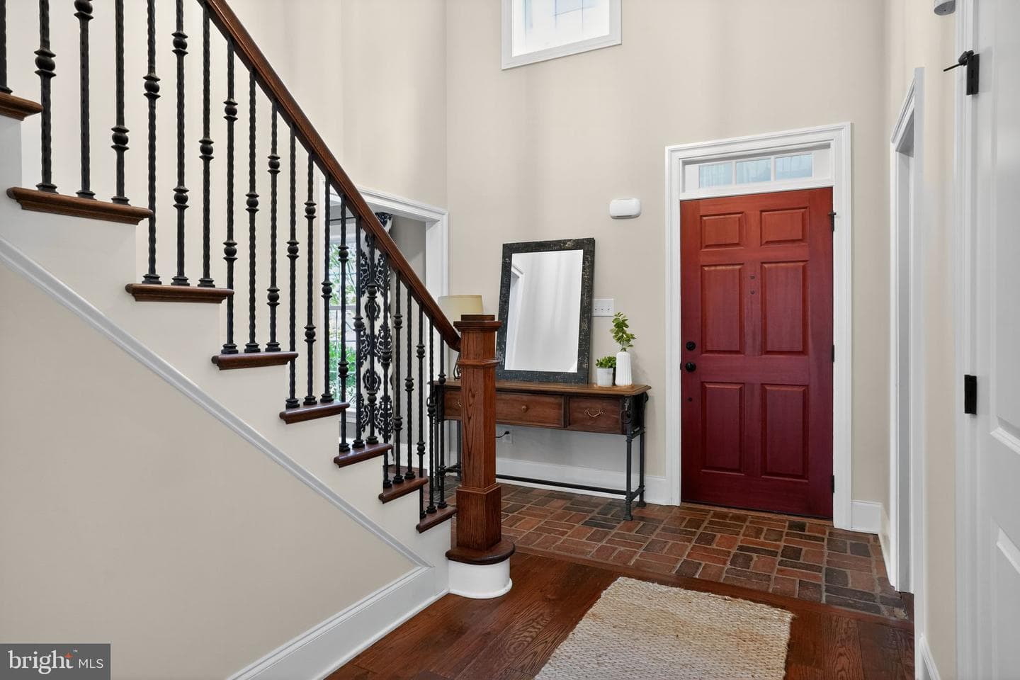 17 Foxchase Road photo 4