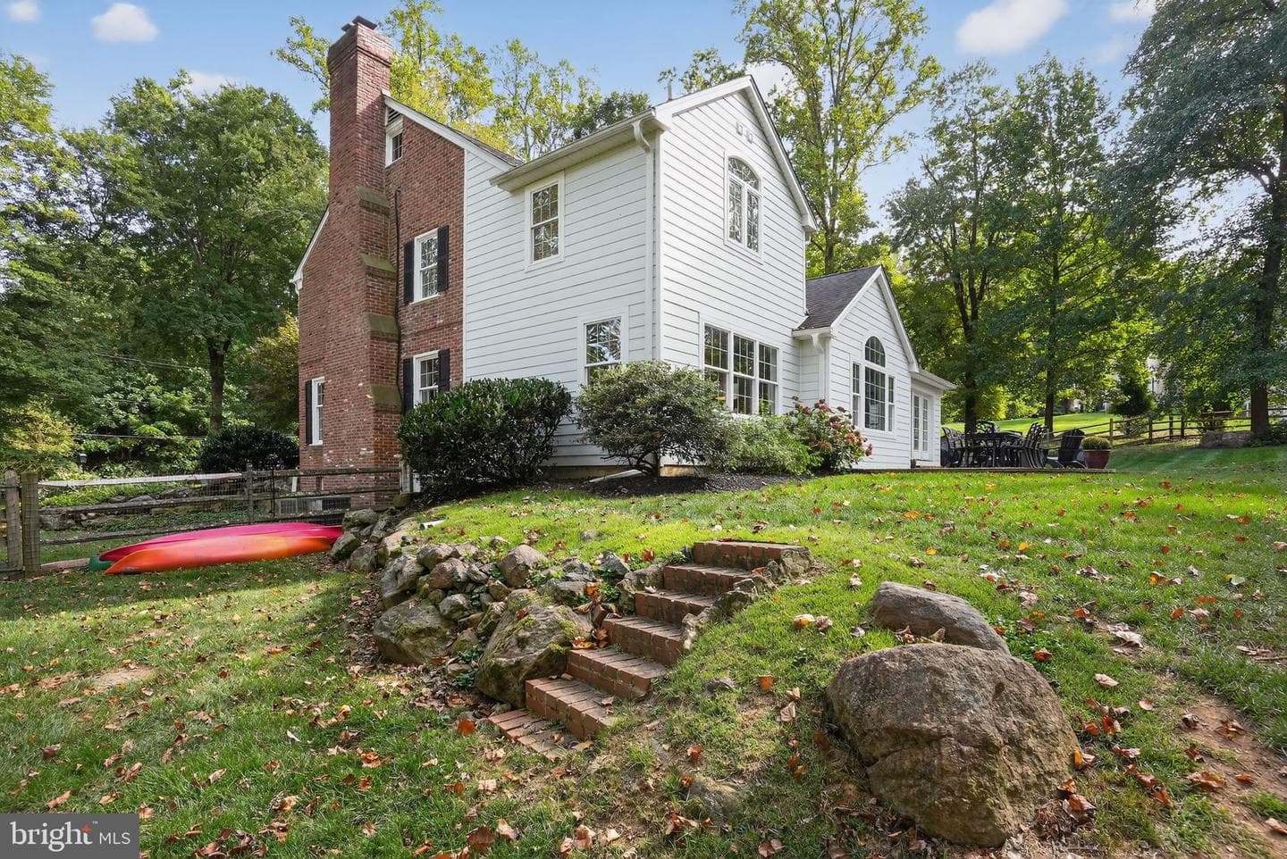 17 Foxchase Road photo 54