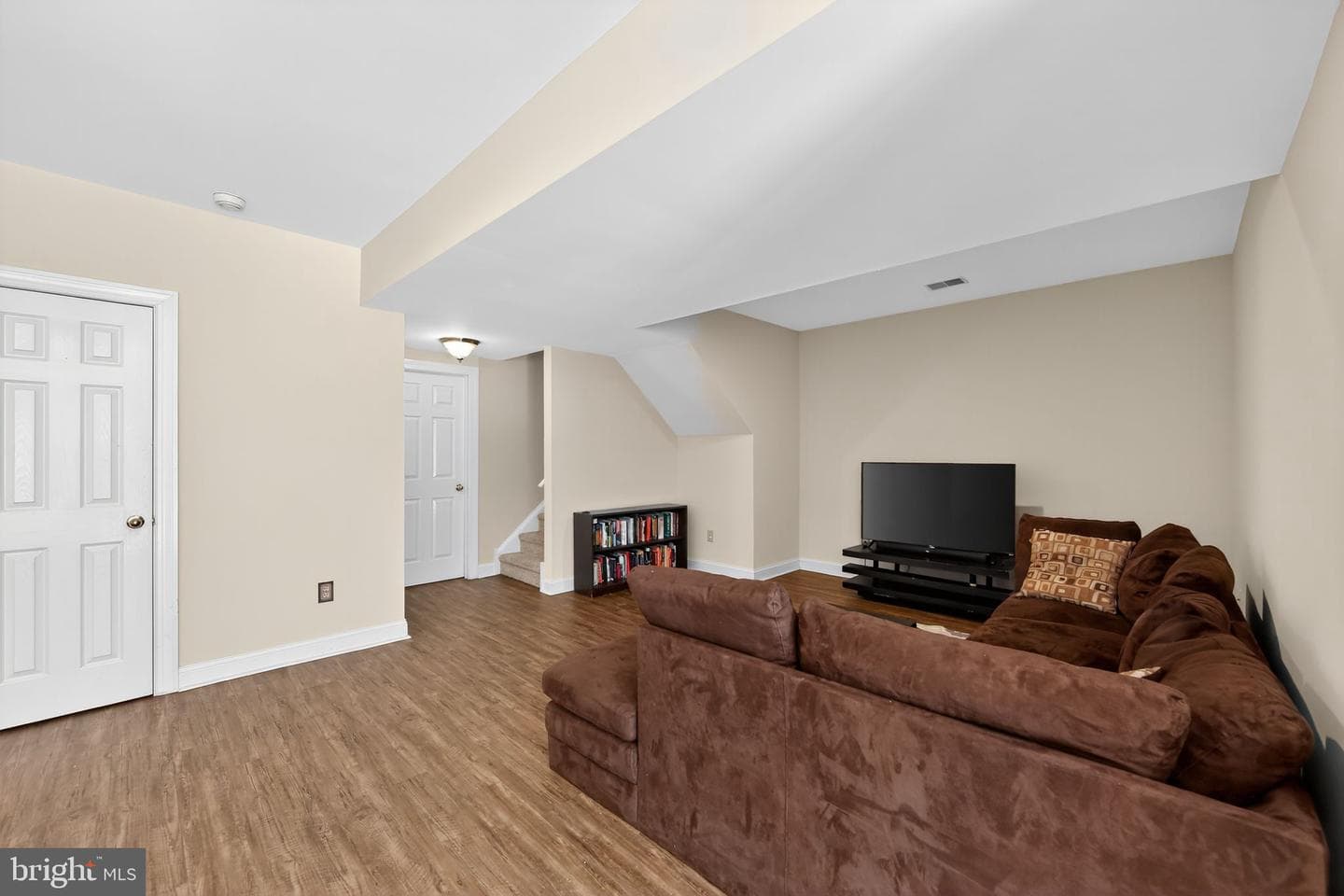 436 Homestead Drive photo 32