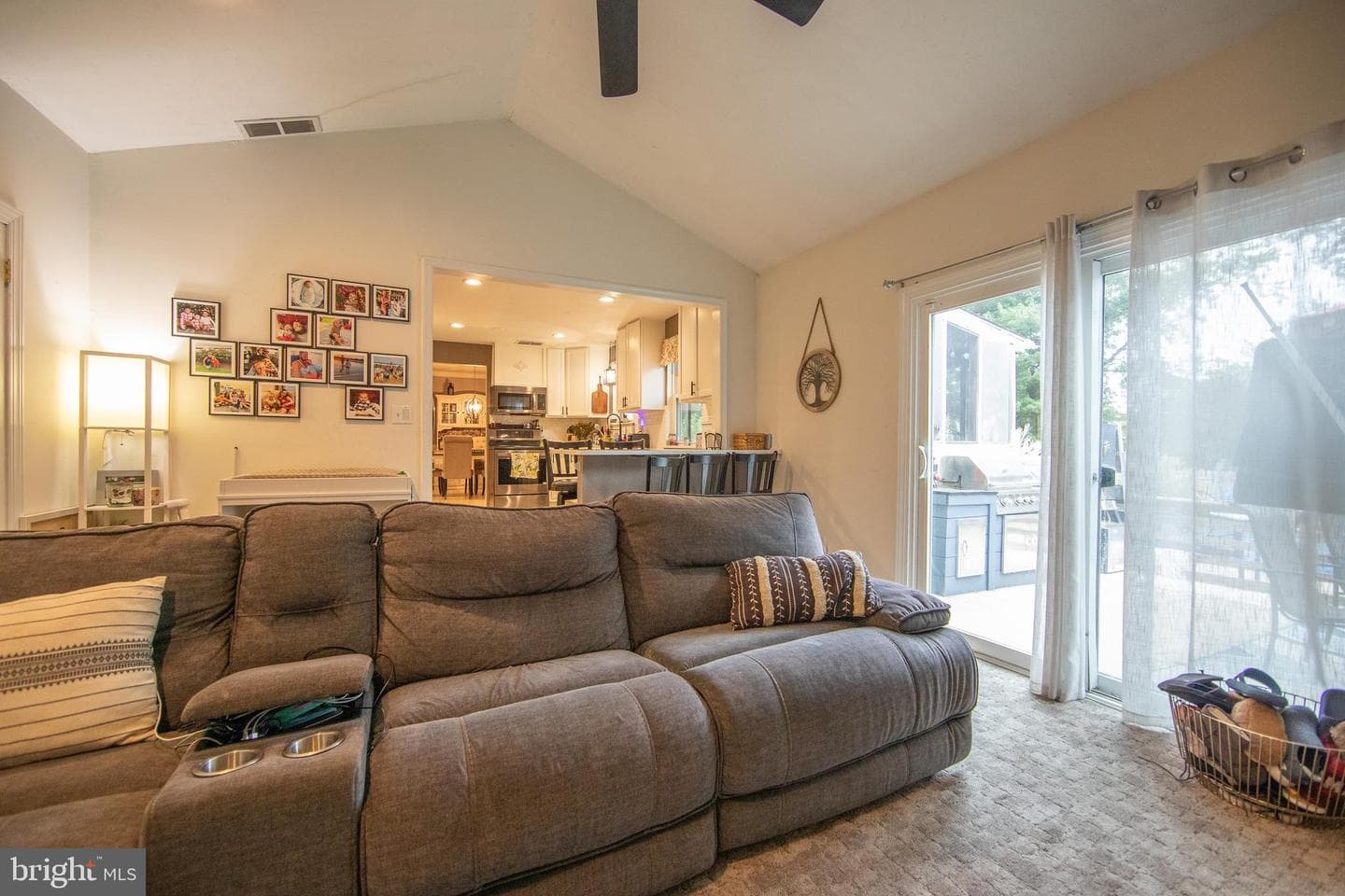 1375 Angela Drive photo 14